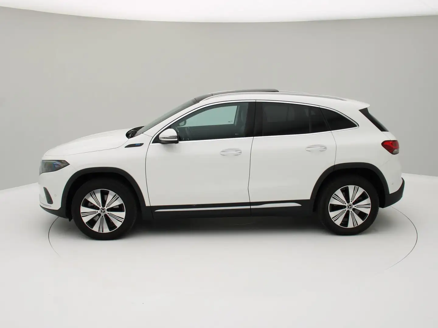 Mercedes-Benz EQA 250 Pano, Keyless GO, Camera, Sfeerverlichting, Dodeho Wit - 2