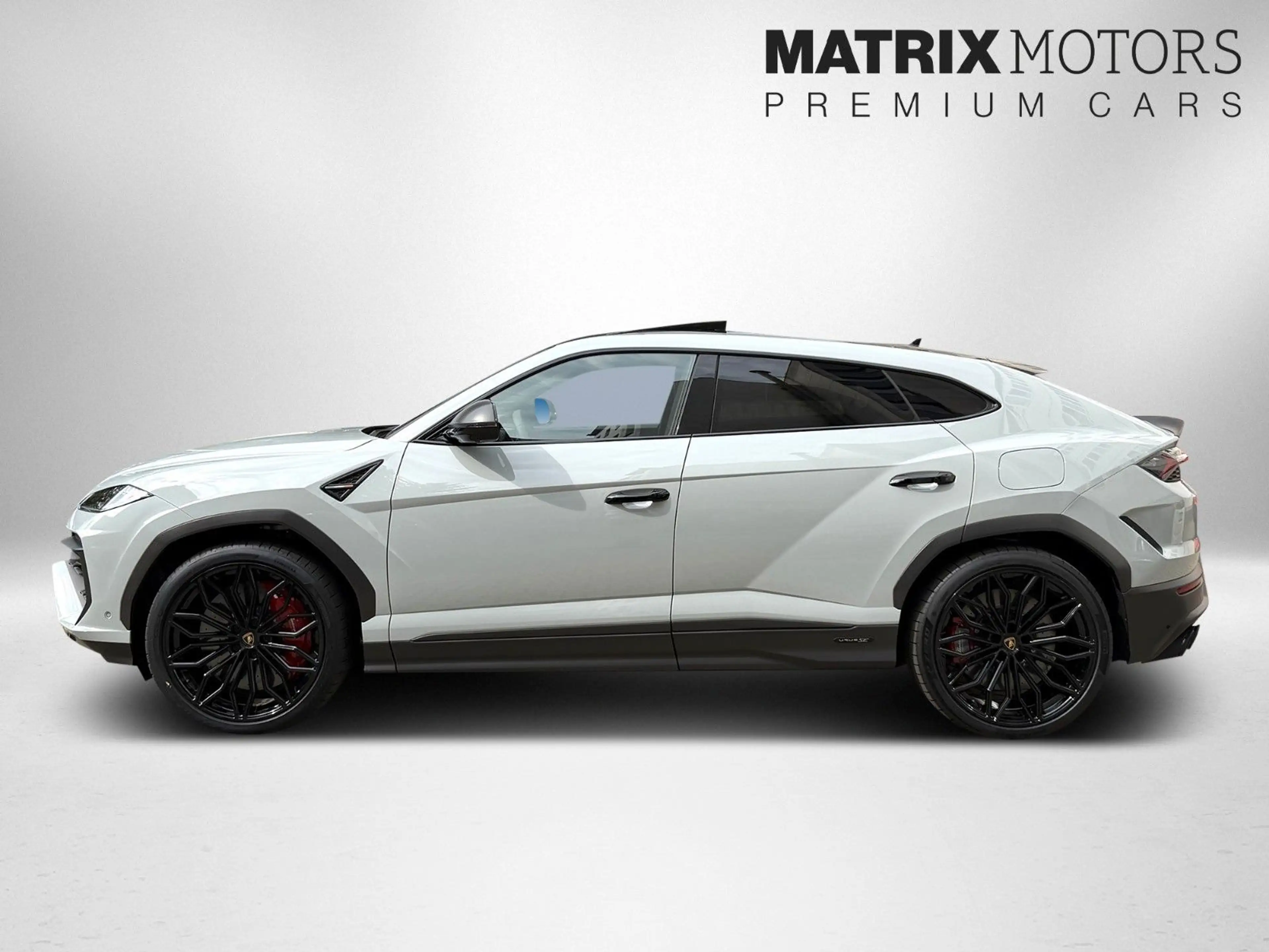 Lamborghini Urus SE M26 Carbon Matt inside&outside NightVisi — photo 10