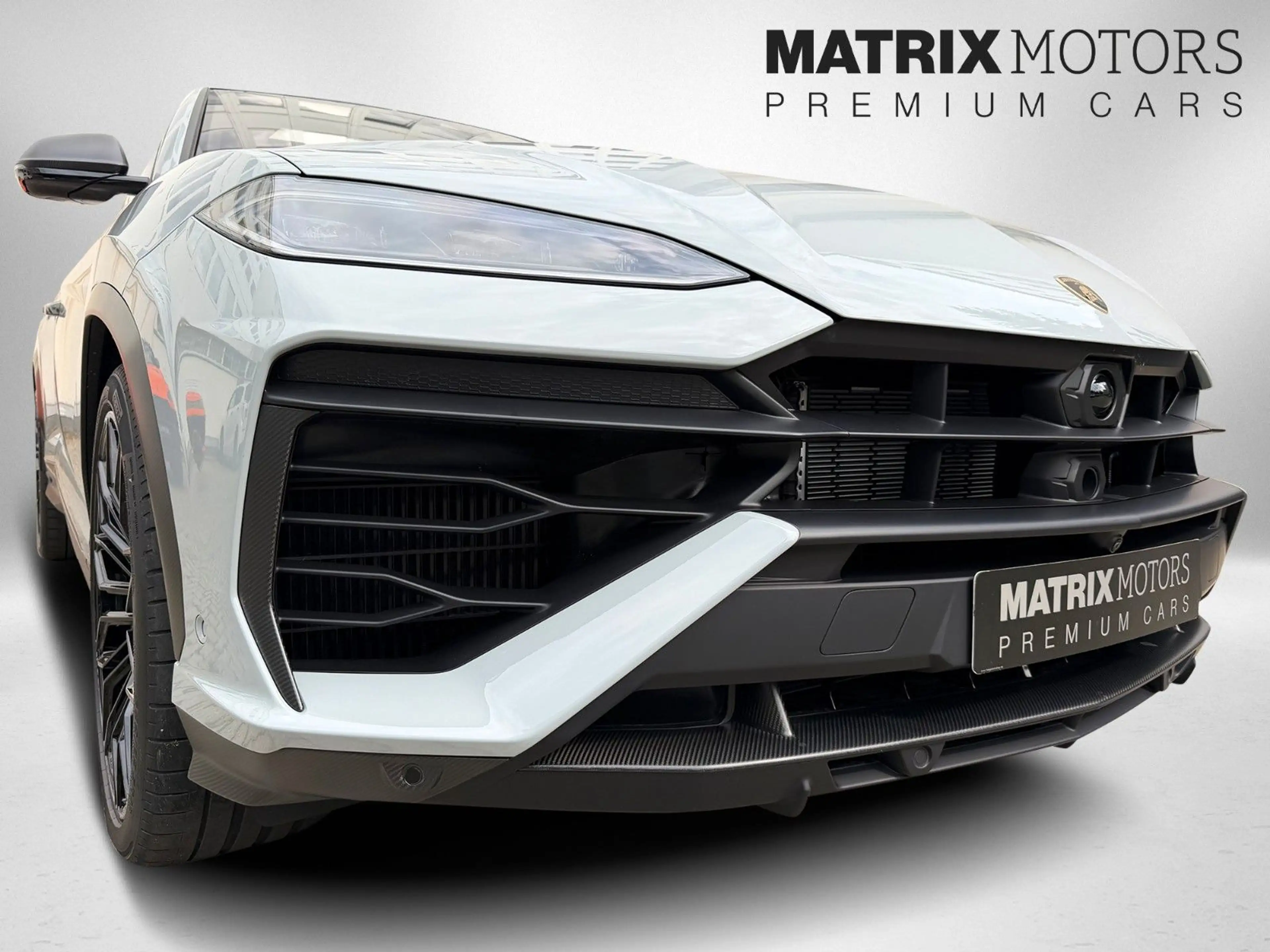 Lamborghini Urus SE M26 Carbon Matt inside&outside NightVisi — photo 5