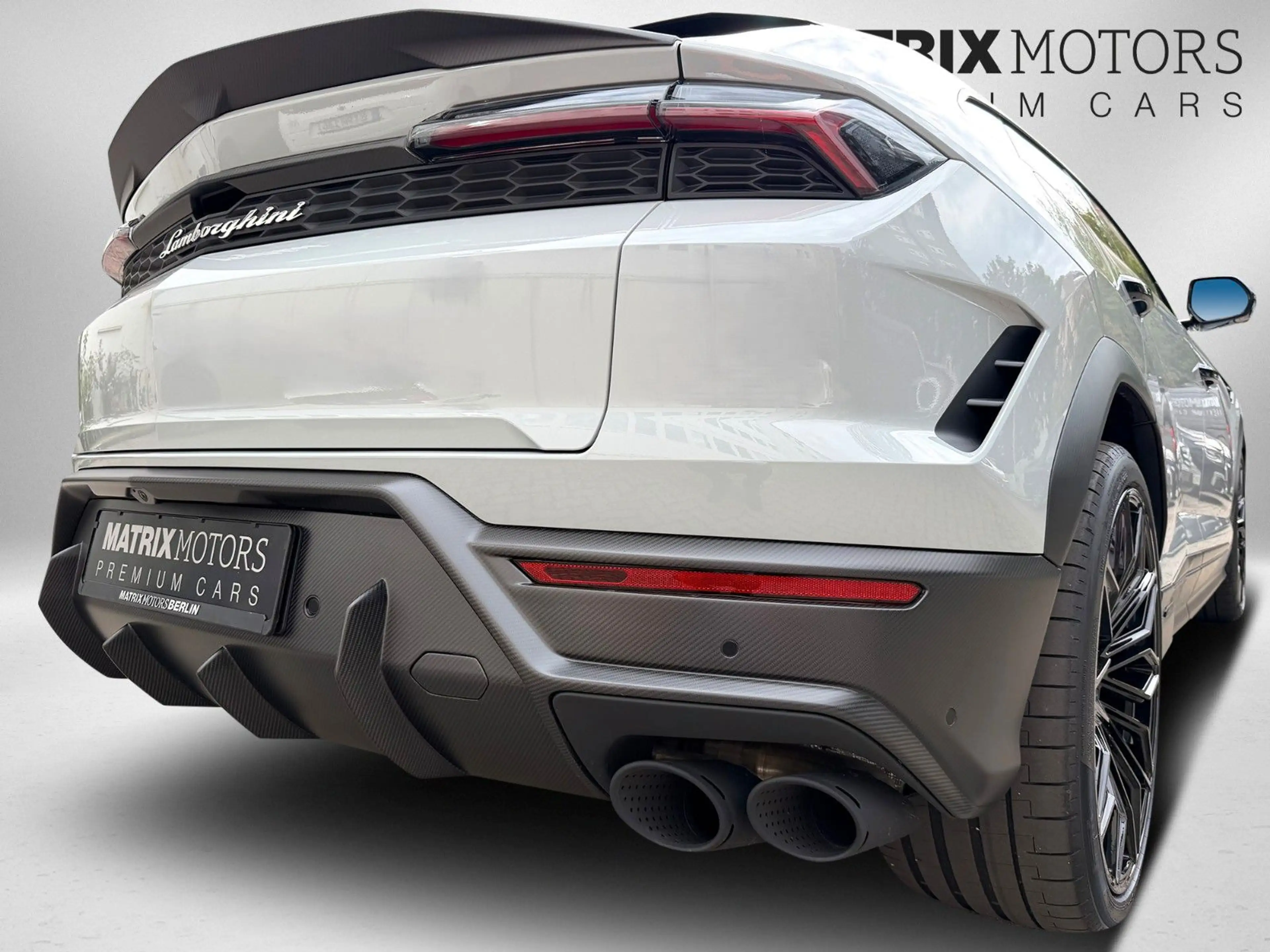 Lamborghini Urus SE M26 Carbon Matt inside&outside NightVisi — photo 6