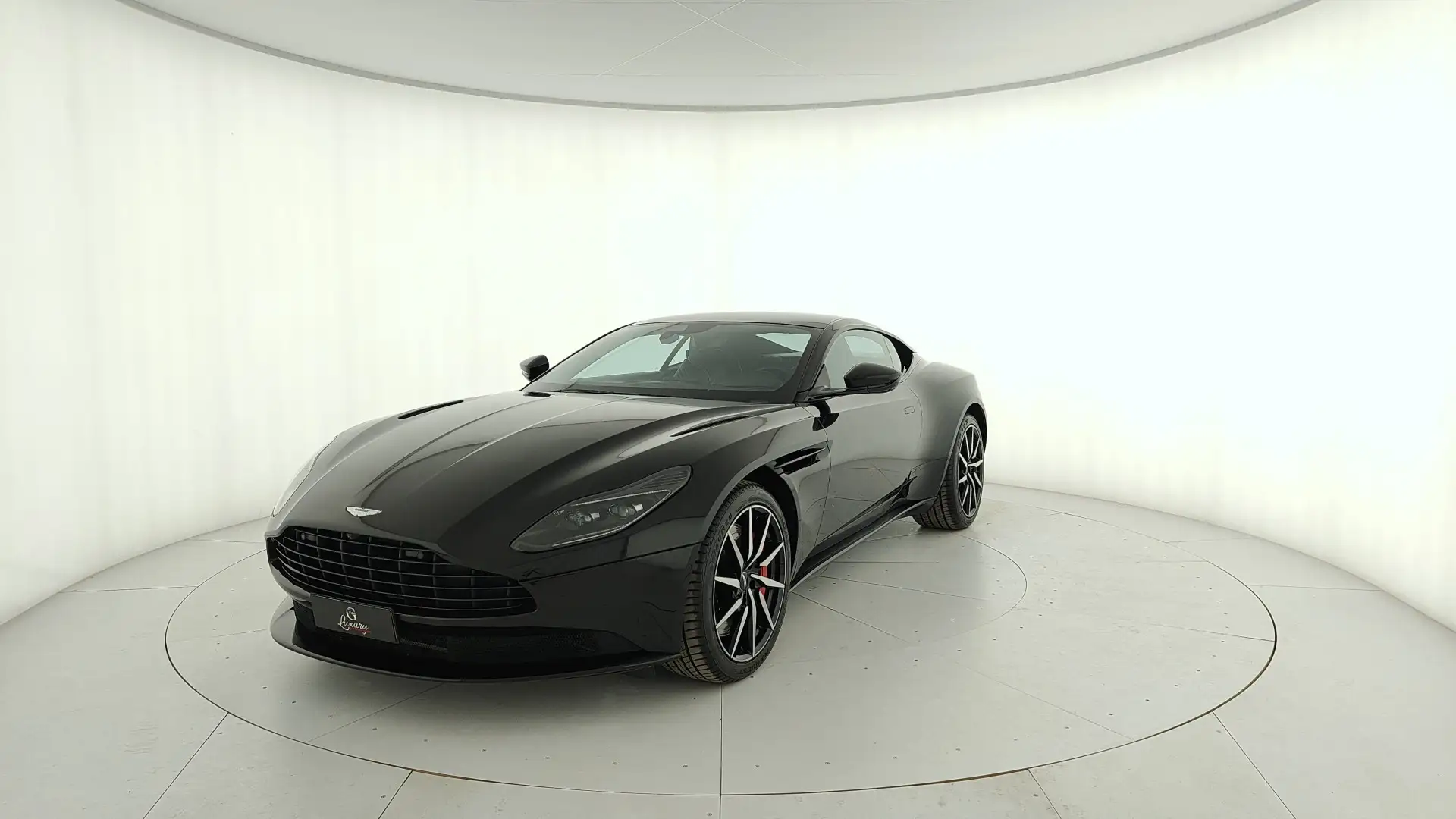Aston Martin DB11 Coupe 4.0 V8 auto Noir - 1