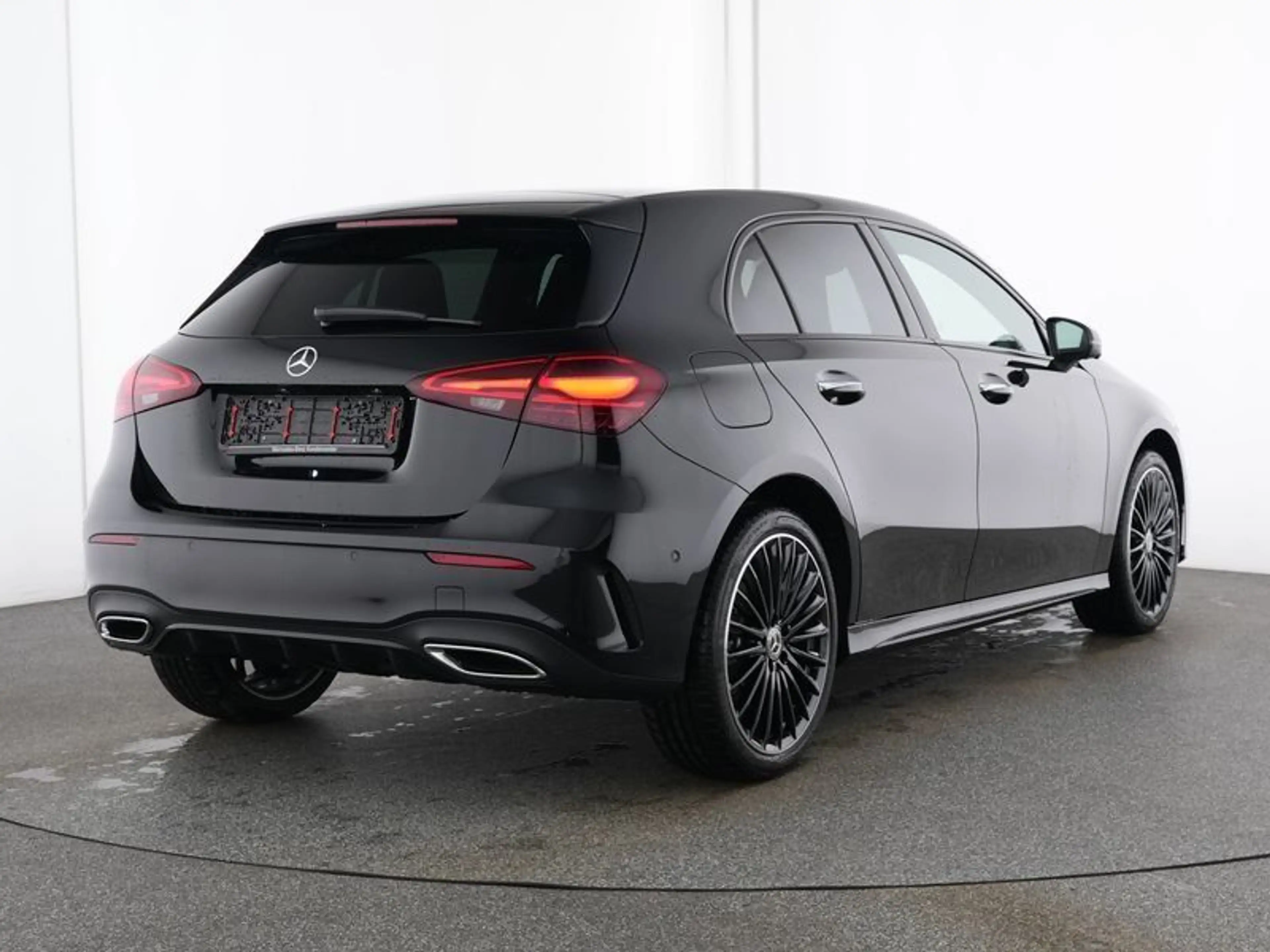 Mercedes-Benz A 250 e AMG Adv.+*Distro*Totwinkel*Pano*Burmeste — photo 2