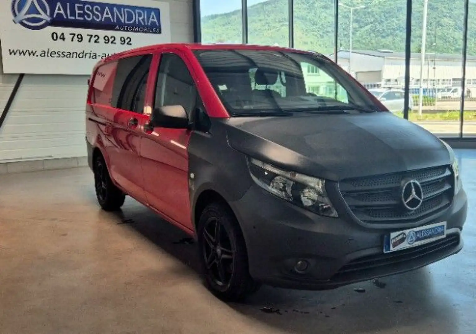 Mercedes-Benz Vito MIXTO 119 CDI LONG BVA RWD PRO 5P Rouge - 1