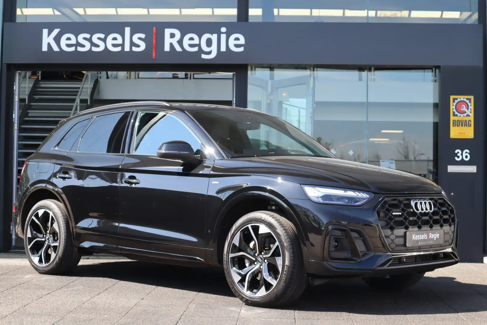 Audi Q5 50 TFSI e S-Line Black optik Navi Camera ACC LED Zwart - 2
