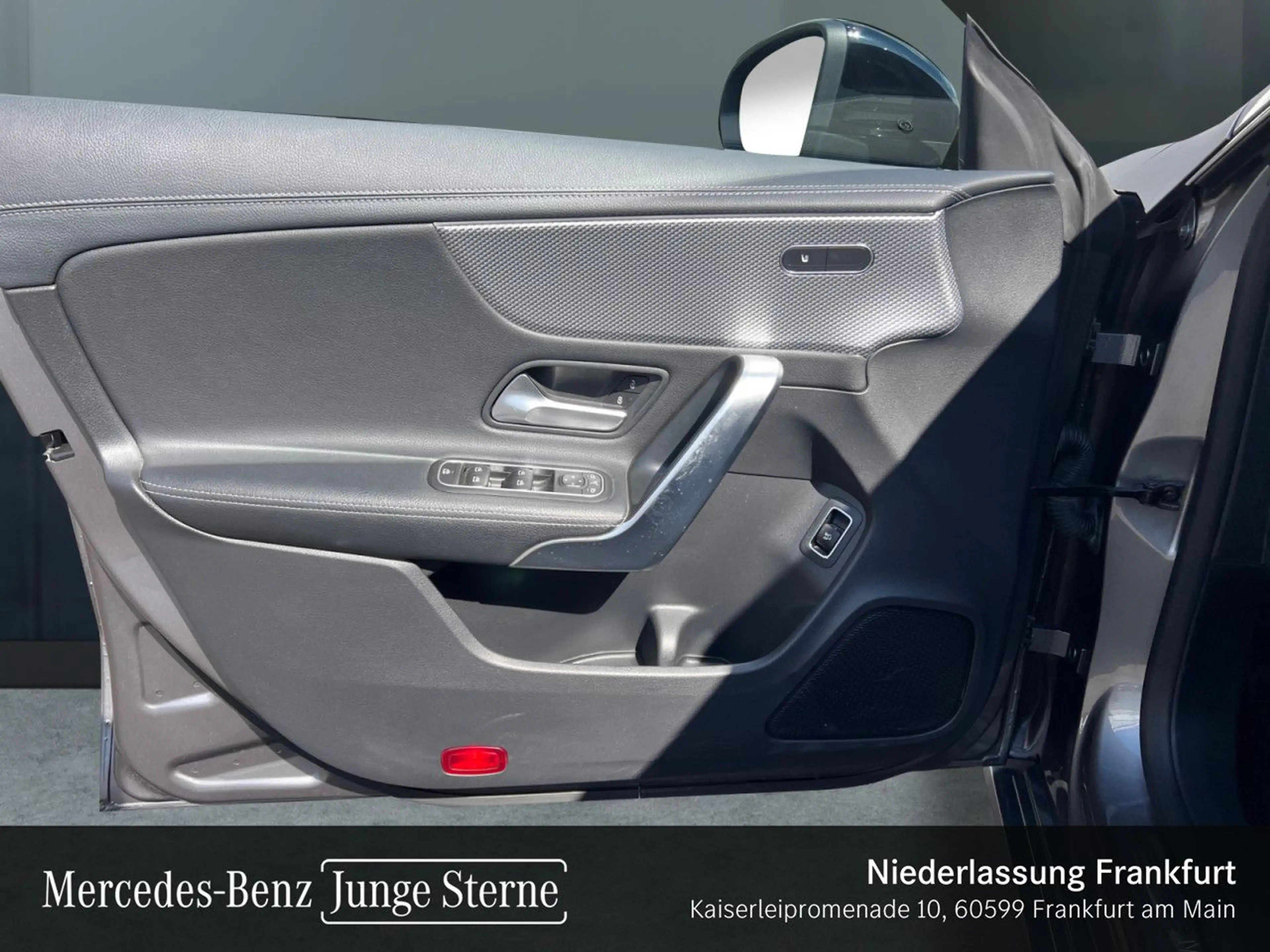 Mercedes-Benz CLA 200 PROGRESSIVE+NIGHT+LED+KAMERA+TOTW+7G — photo 12