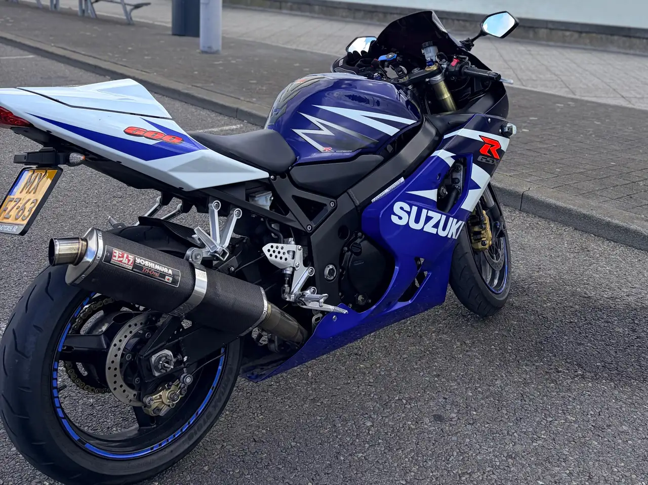 Suzuki GSX 600