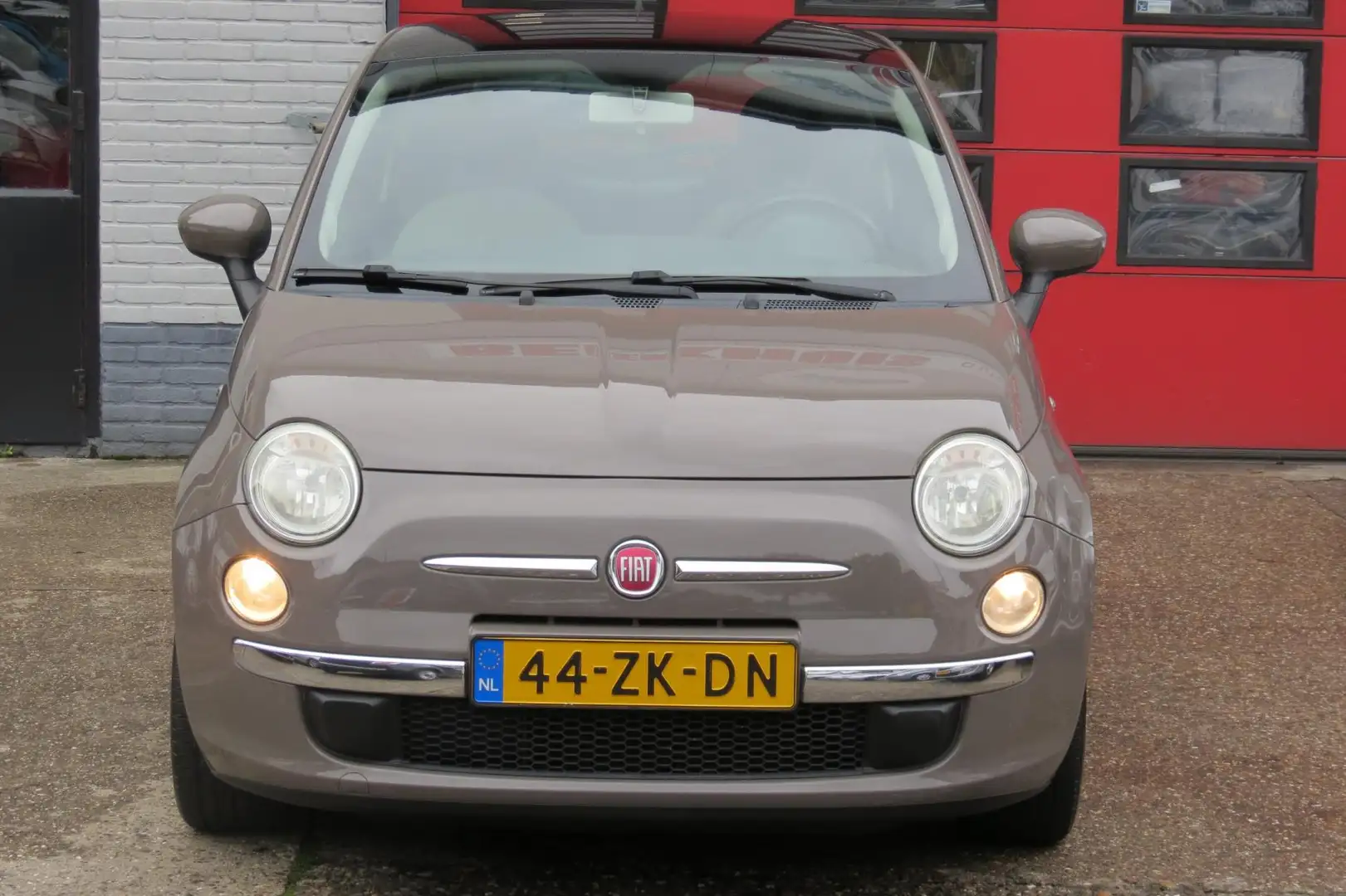 Fiat 500 1.2 Lounge , Airco ,Pano dak, LM velg Grijs - 2