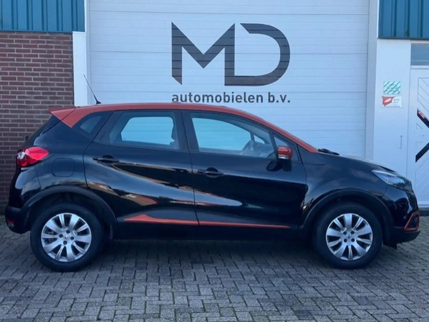 Renault Captur 0.9 TCe Dynamique -Clima-Cruise-Navi-LED-PDC Schwarz - 2