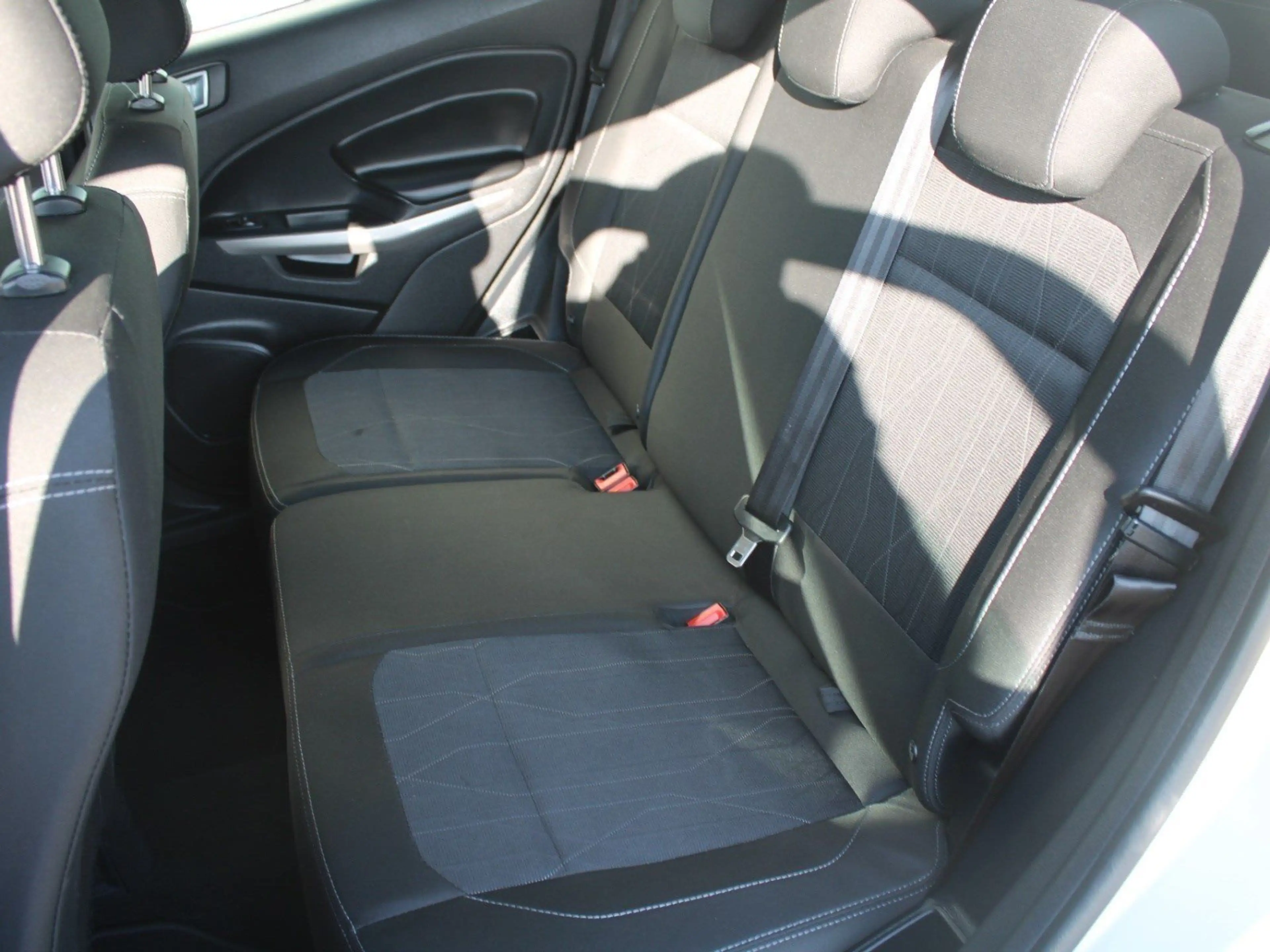Ford EcoSport Cool & Connect - Winter-Paket — photo 18