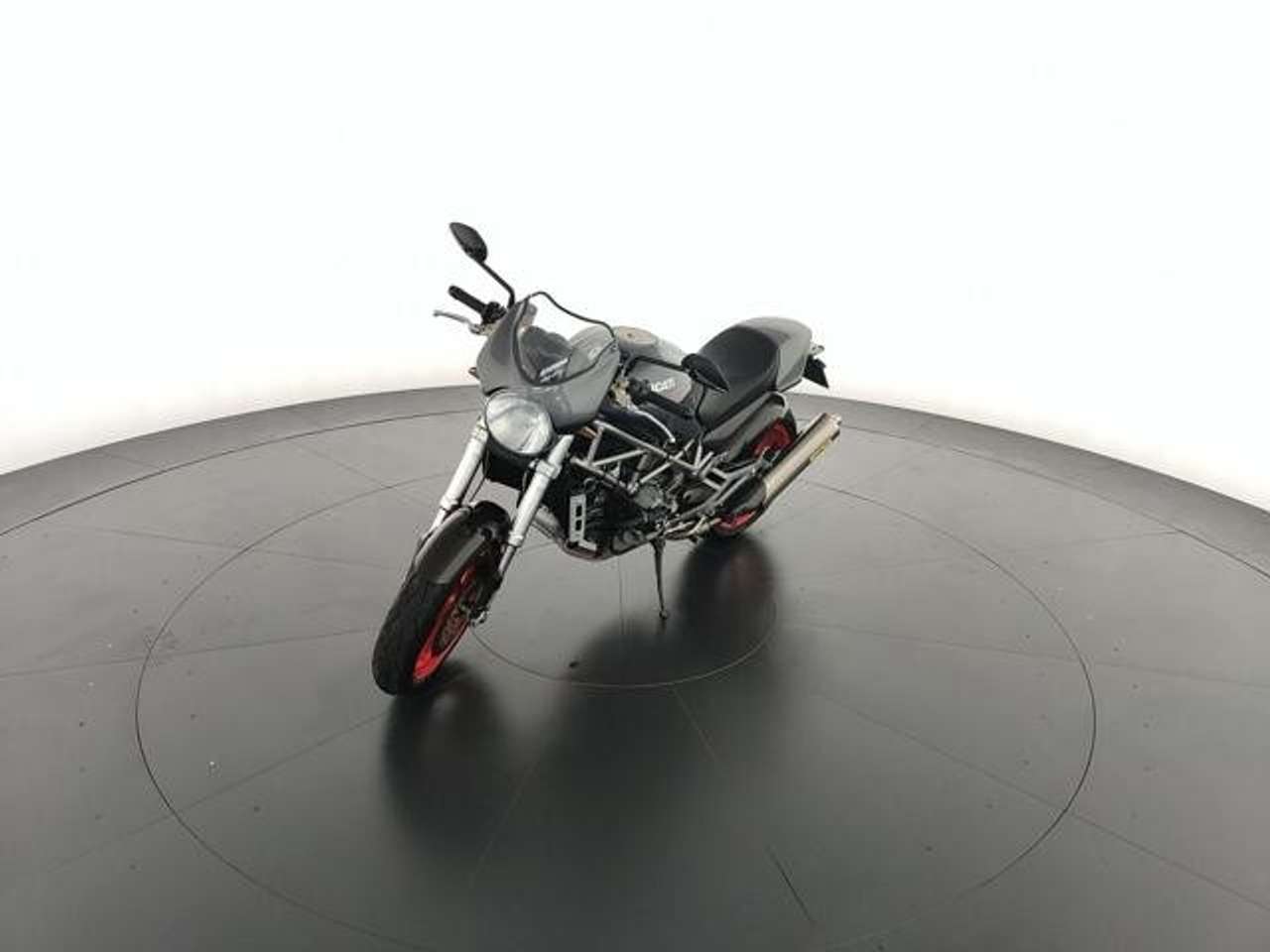 Ducati Monster 900 Dark