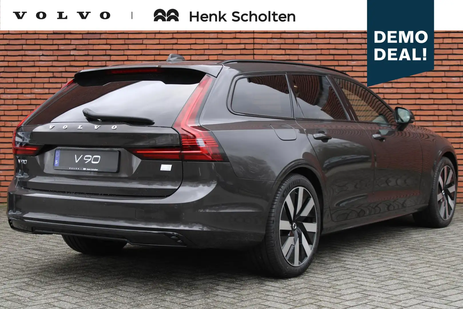 Volvo V90 T6 AWD AUT8 350PK Ultimate Dark Luchtvering, Adapt Gris - 2