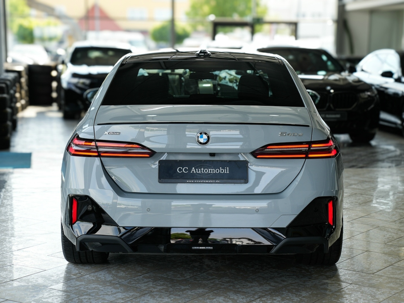 BMW 540 540d xDrive M SPORT PRO Belüftung 21LM B&W 360K — photo 8