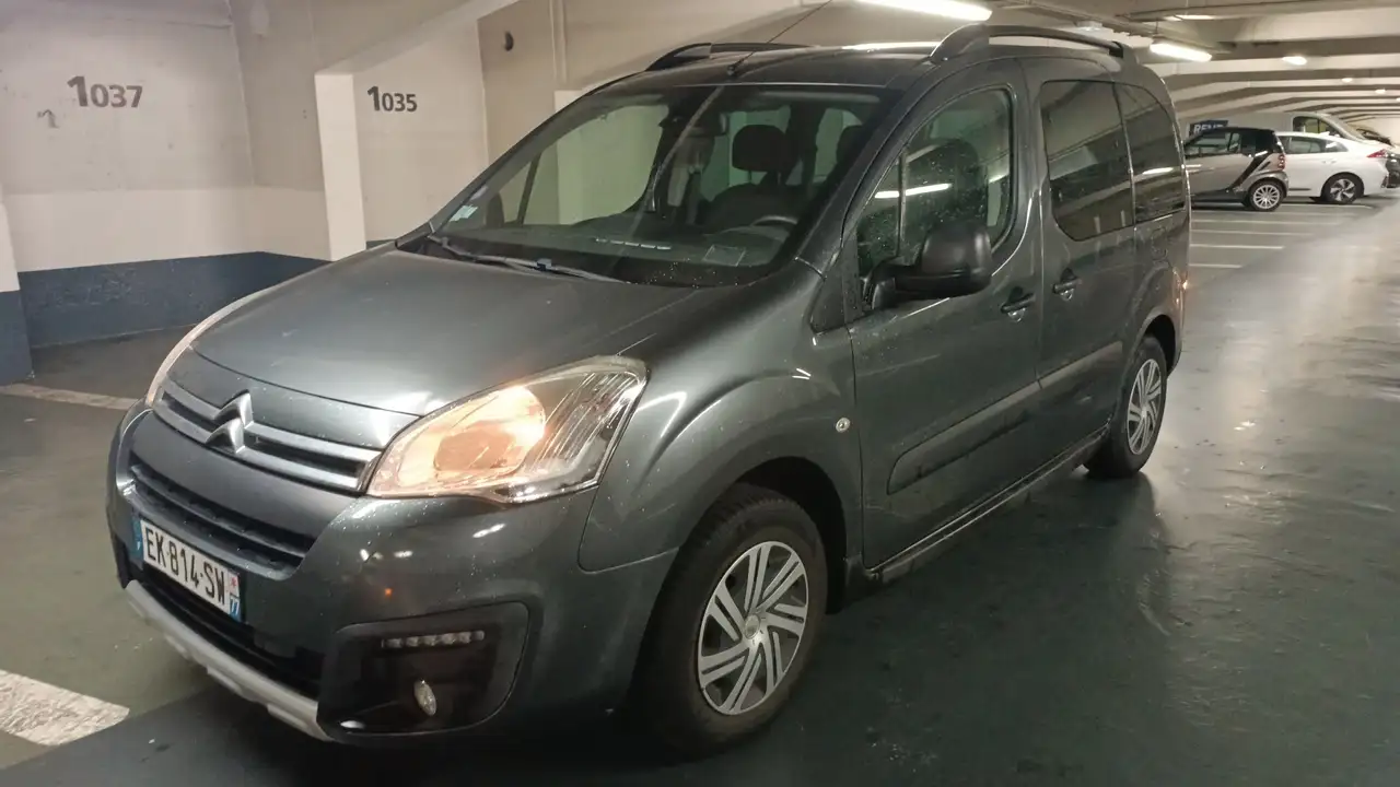 Citroen Berlingo Multispace PureTech 110 S\u0026S BVM5 XT