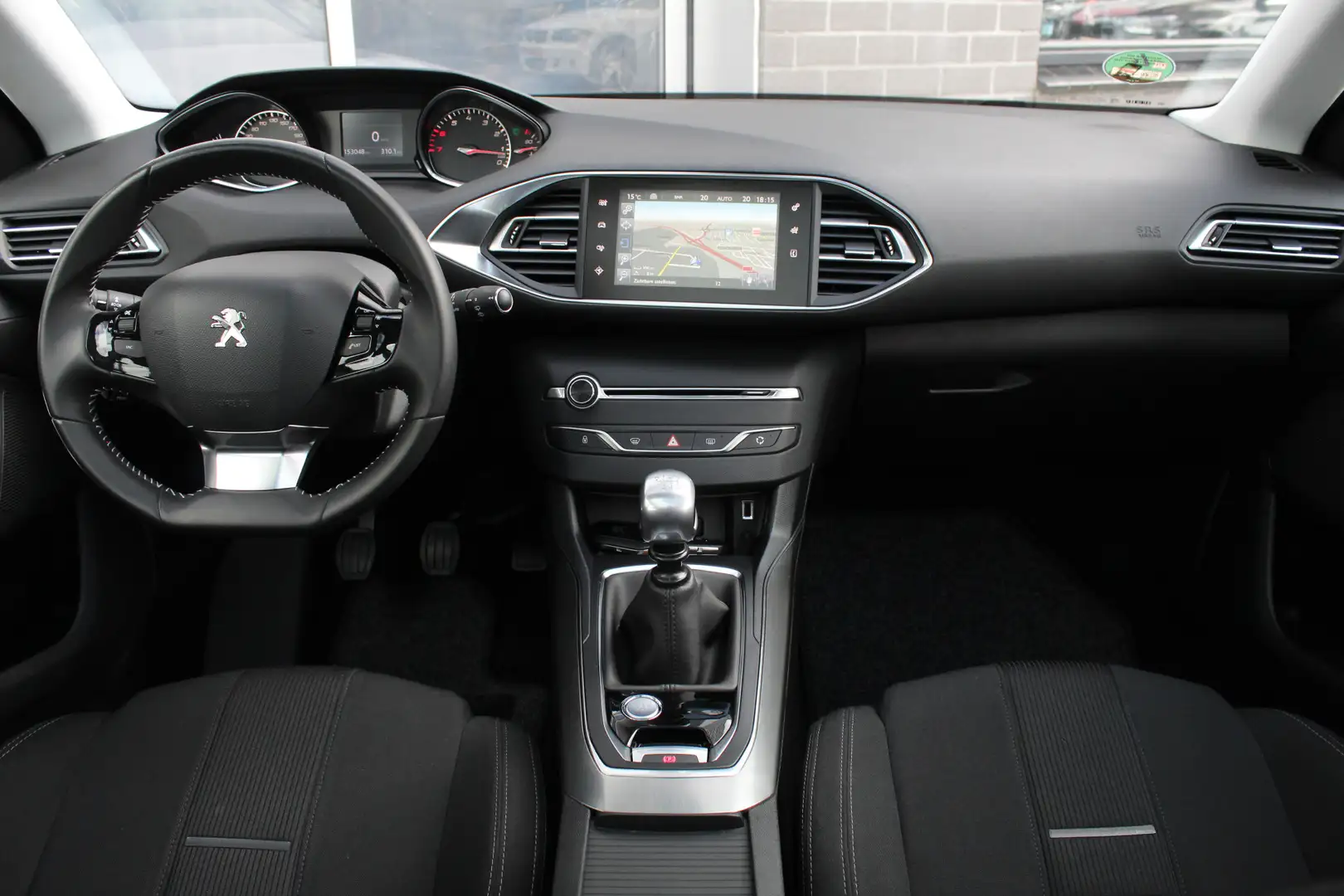 Peugeot 308 1.6 THP Première / Keyless / Panoramadak / Navigat Šedá - 2