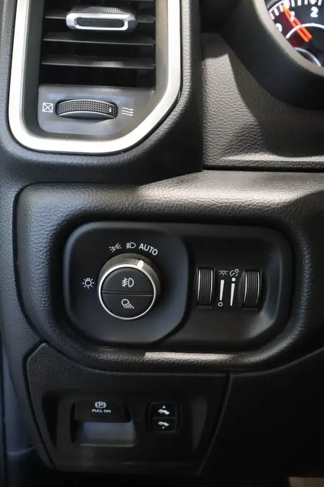 RAM 1500 photo RAM 1500