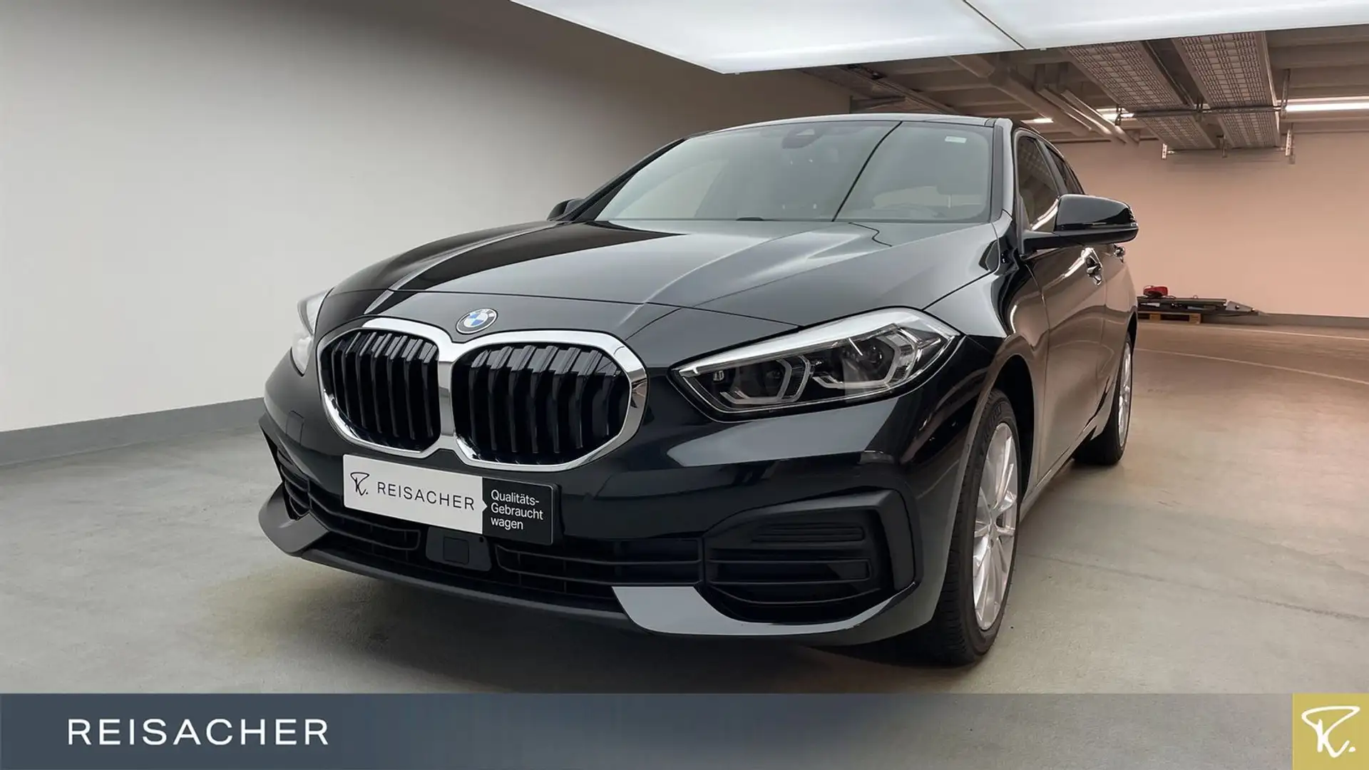 BMW 118 iA Advantage LCProf AHK el.Sitz+Me adLED ACC Schwarz - 1