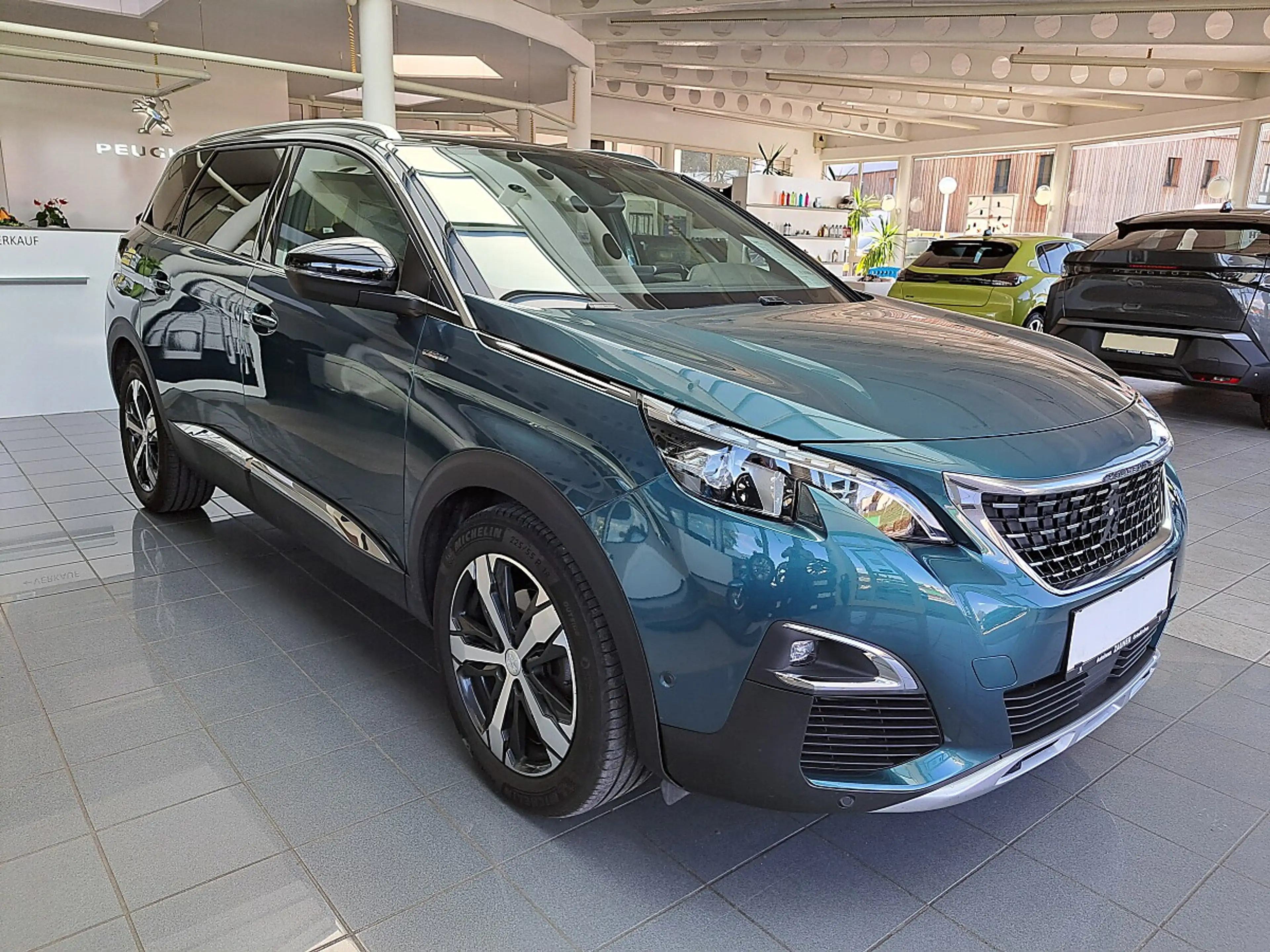 Peugeot 5008 2,0 BlueHDI 150 S&S 6-Gang GT Line — photo 6