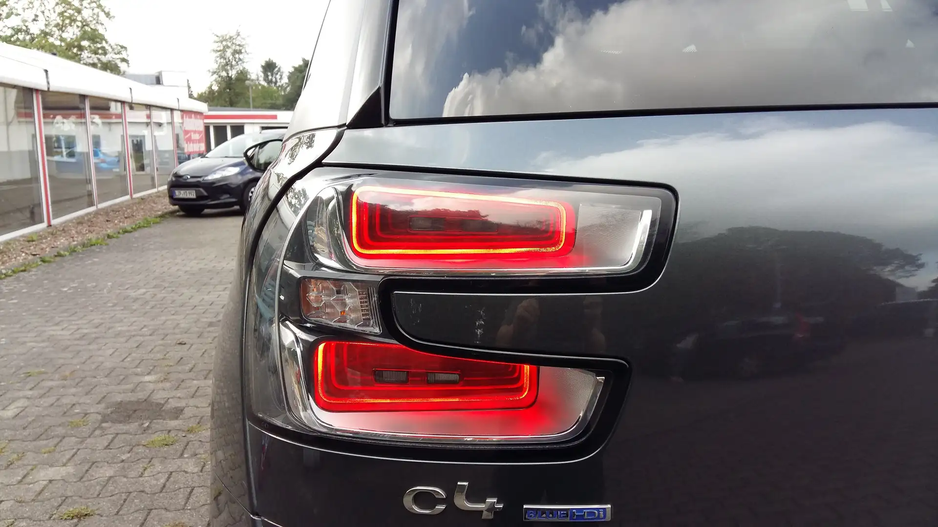 Citroen Grand C4 Picasso Grand C4 Picasso BlueHDi 150 Seduction Grau - 2