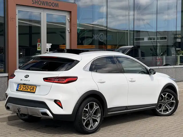 Kia Xceed view 13