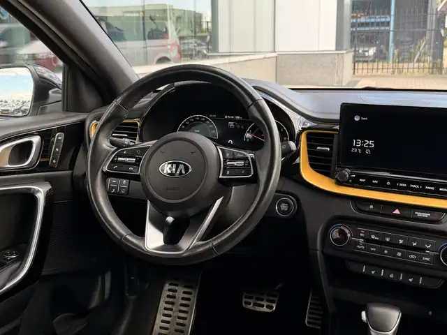 Kia Xceed view 18