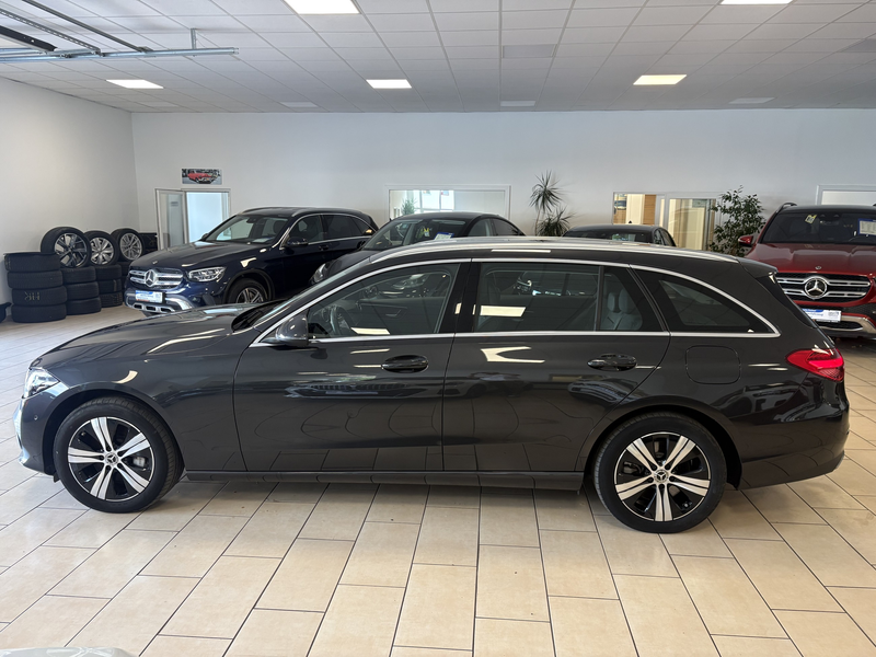 Mercedes-Benz C 300 e Navi*AHK*R-Cam*SHZ*LED*TeiLeder*ACC*PDC — photo 11