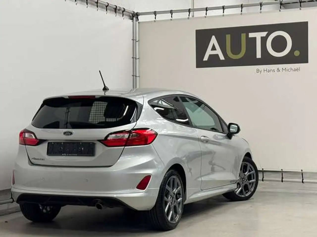 Ford Fiesta 3 portes — photo 2