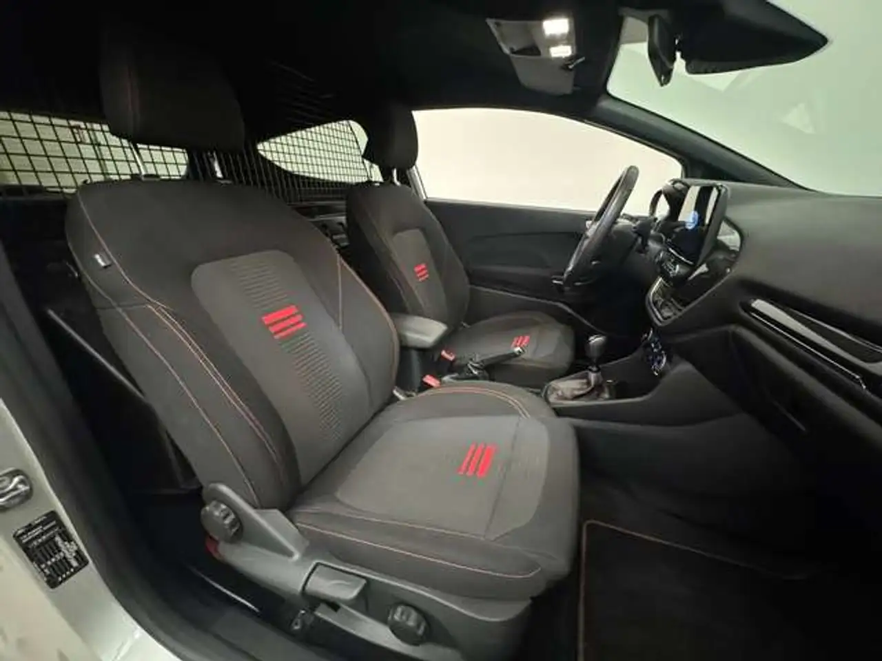 Ford Fiesta 3 portes — photo 15