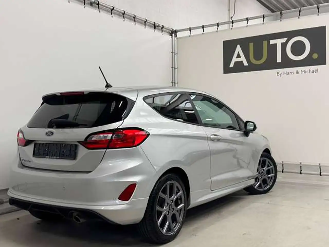 Ford Fiesta 3 portes — photo 21