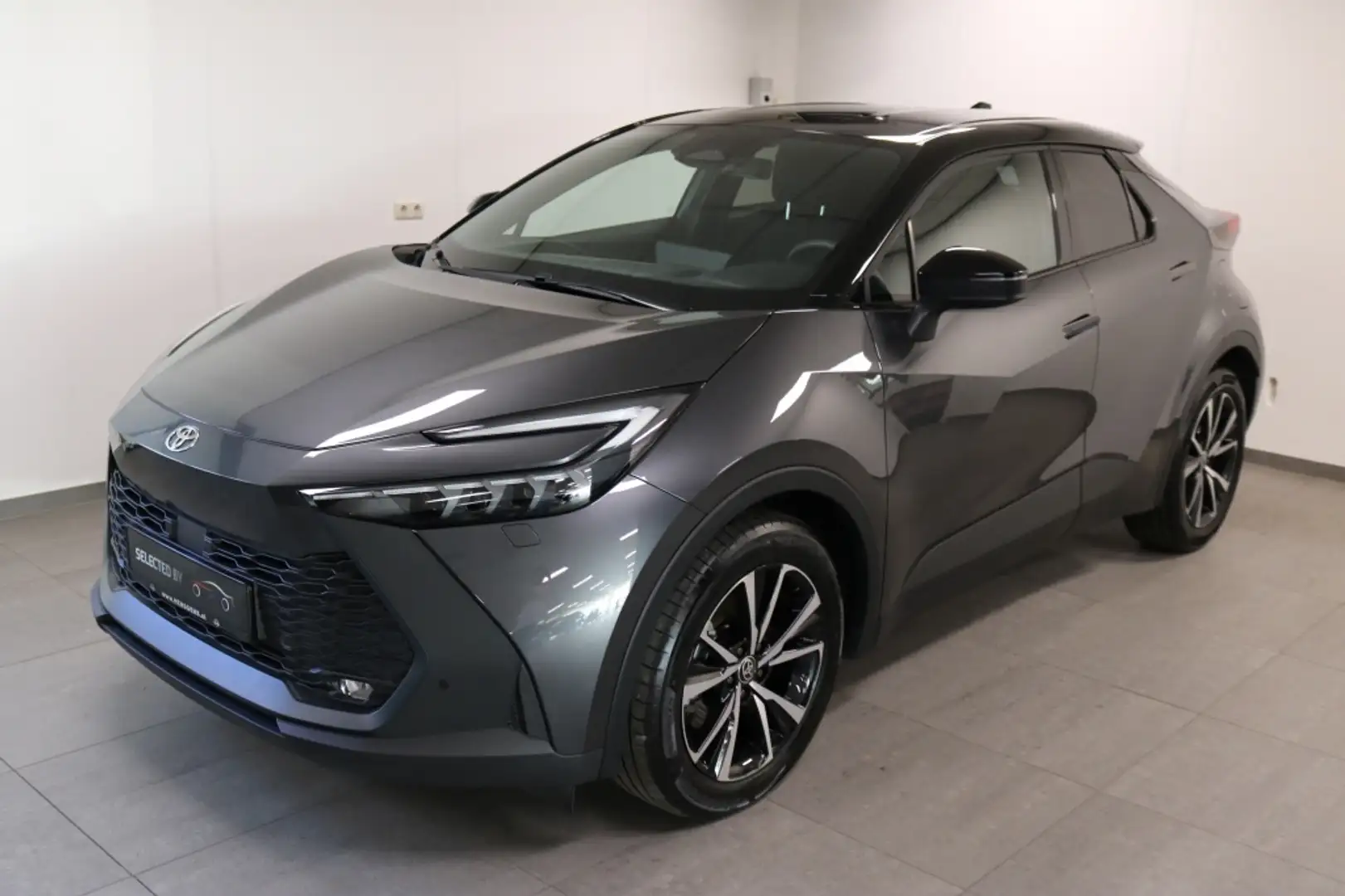 Toyota C-HR 2.0 PHEV 220 Dynamic | Plug-in | Winterpack Grau - 1