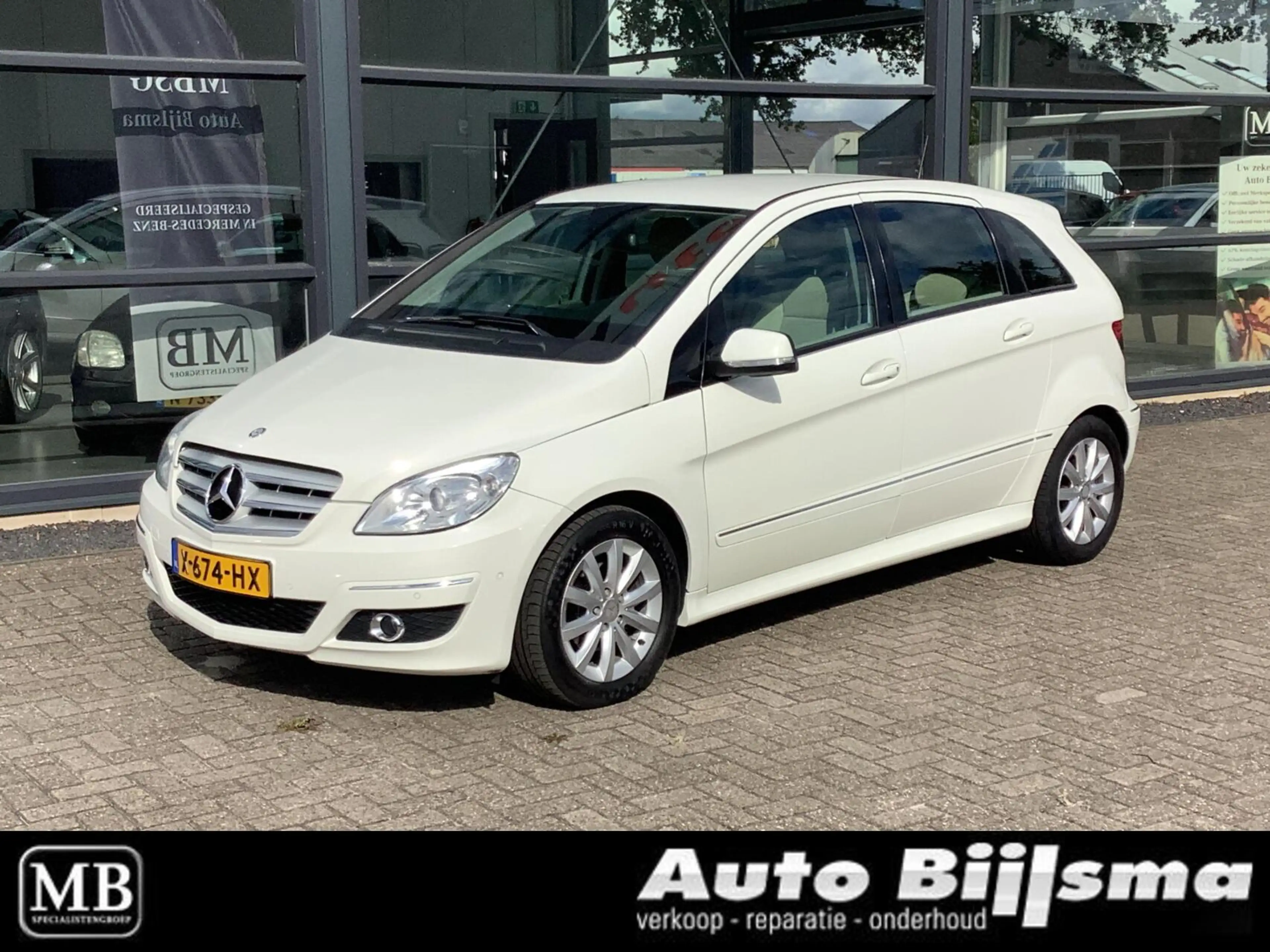 Mercedes-Benz B 170 Automaat, cruise, parkeersensoren, trekhaak, nette