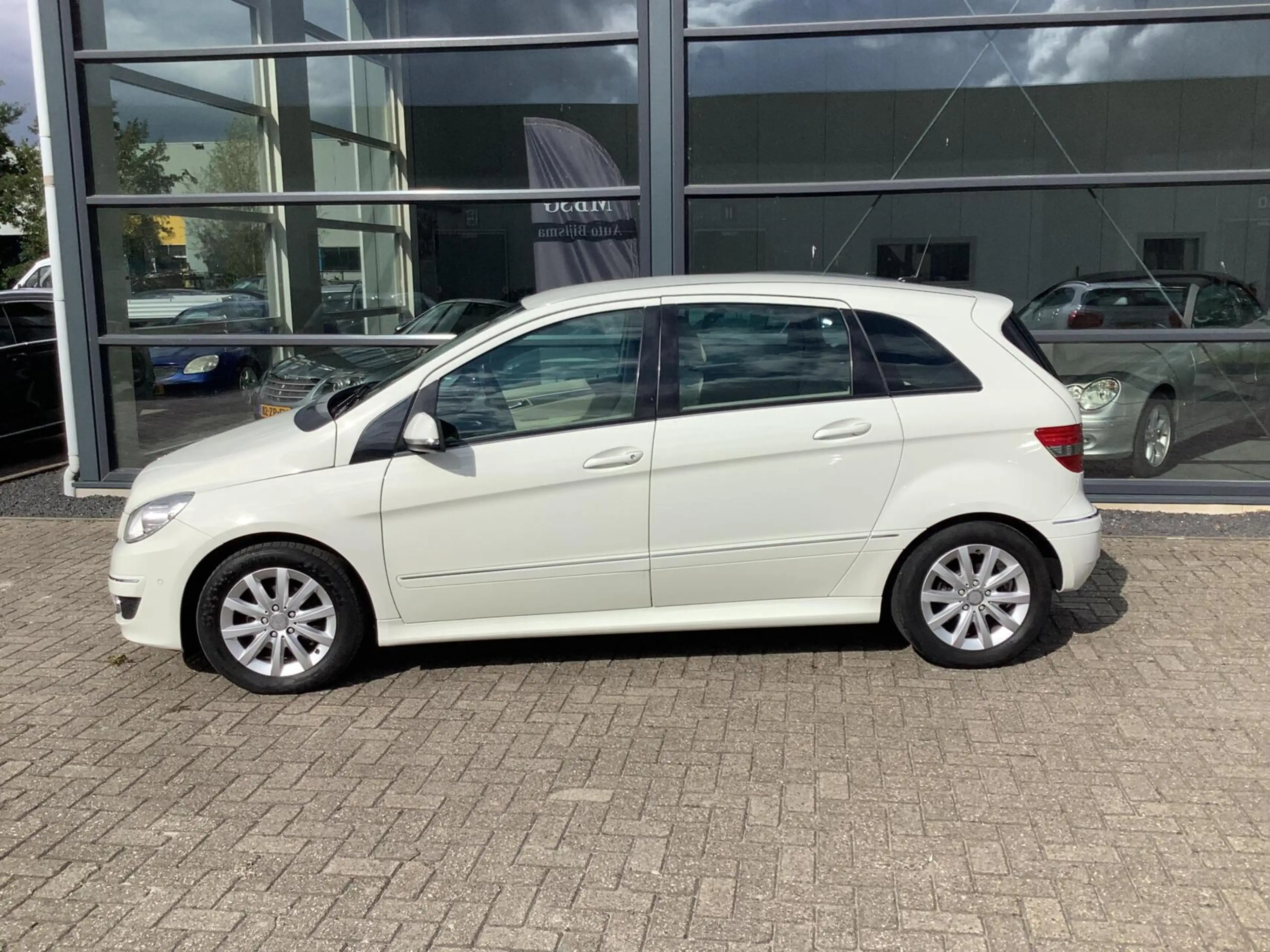 Mercedes-Benz B 170 Automaat, cruise, parkeersensoren, trekhaak, nette — photo 13