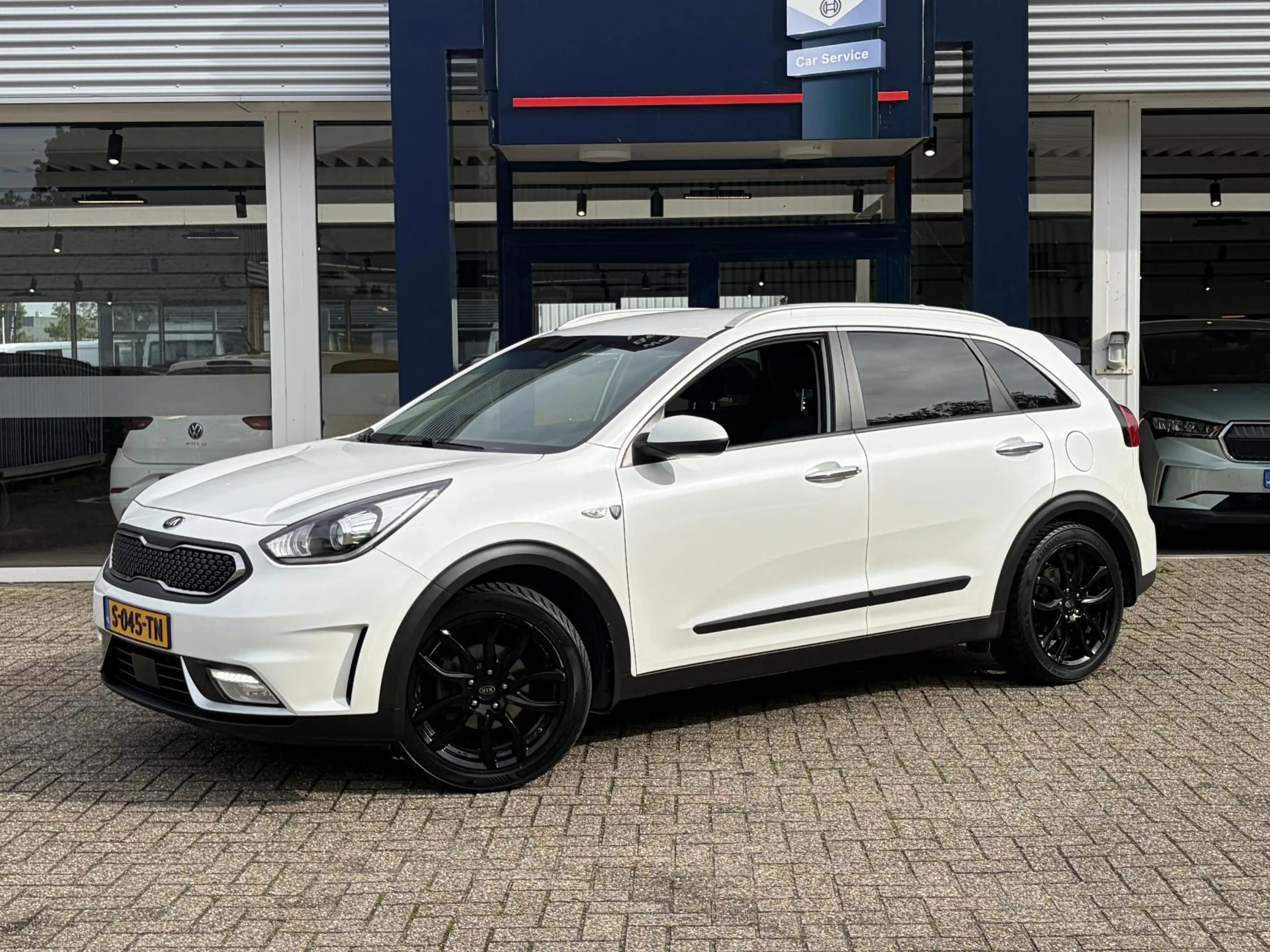 Kia Niro 1.6 GDi Hybrid BusinessLine / Automaat / Stuur-/St — photo 2