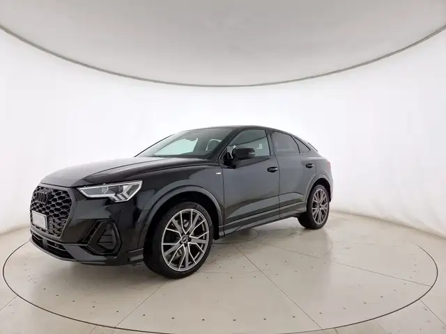 Audi Q3 sportback 40 2.0 tdi s line edition quattro 200cv