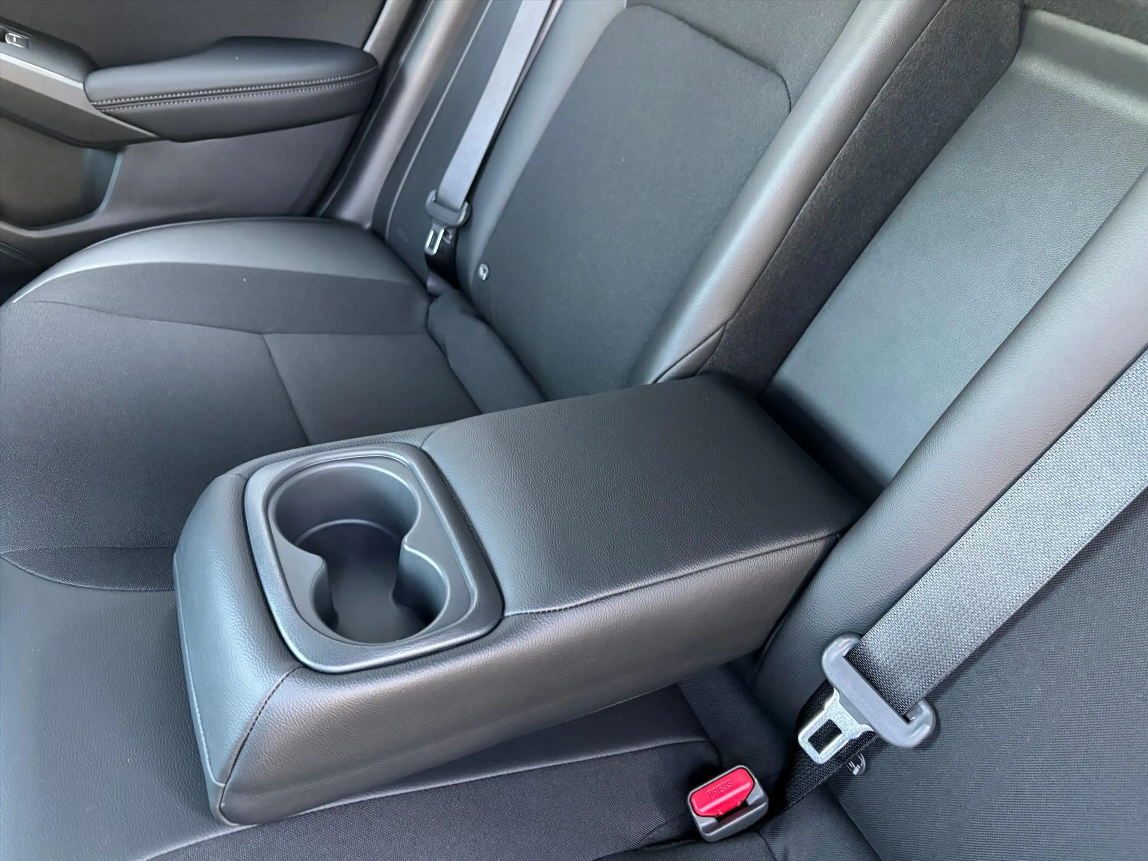 Honda Civic 2.0 e:HEV HYBRID Sport snel leverbaar | Pdc | Navi — photo 8