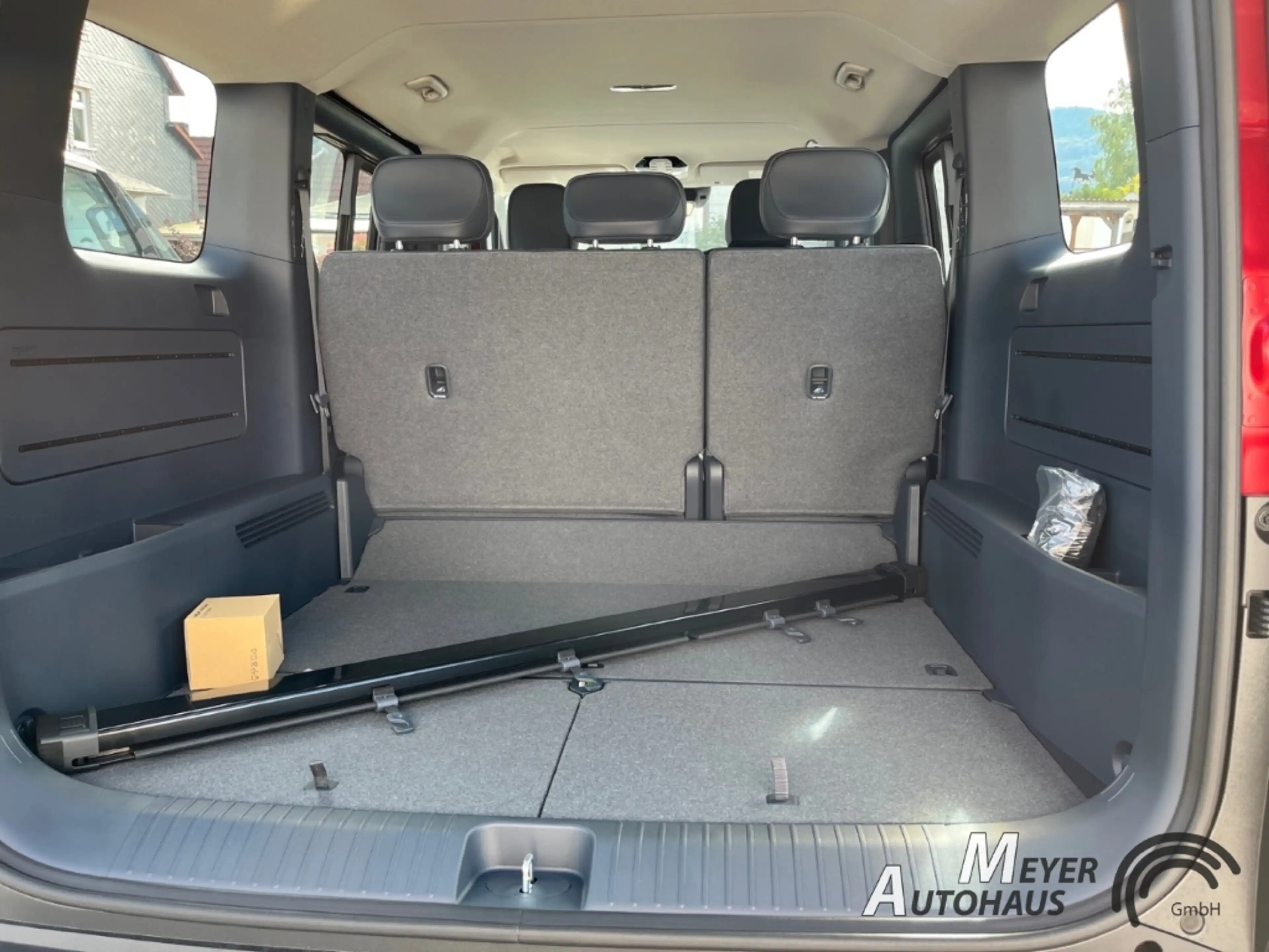 Kia PV5 Passenger Passenger 71,2 kWh FWD PLUS+Wärmepumpe+Style — photo 10