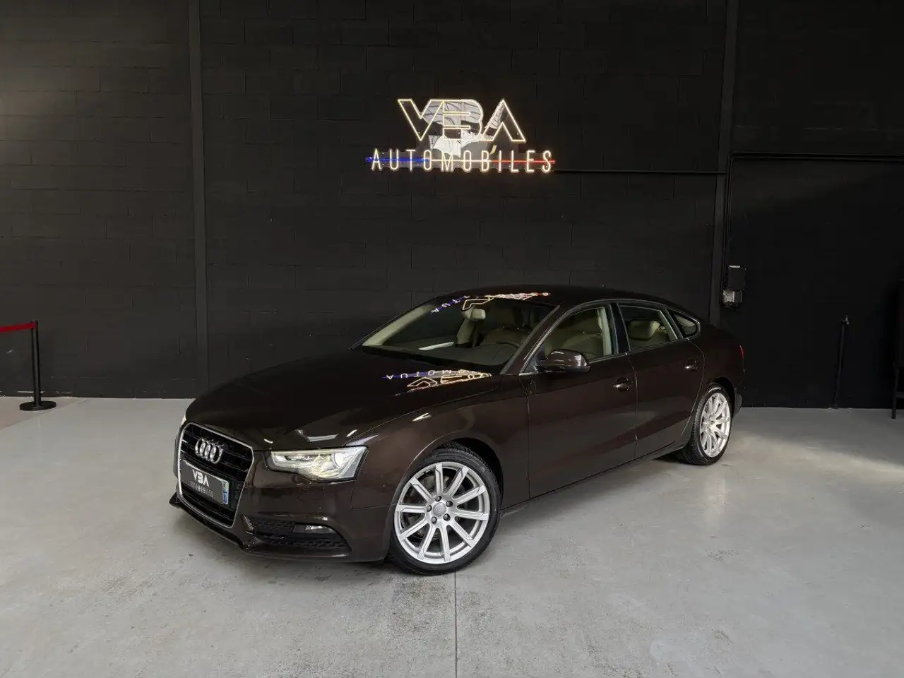 Audi A5 2.0 TDI 143 MULTI. AMBITION LUXE