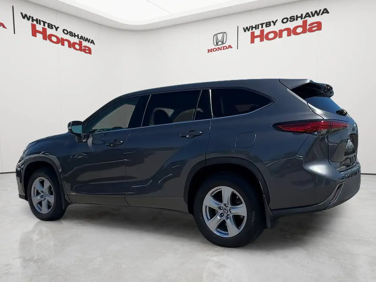 Toyota Highlander снимка Toyota Highlander