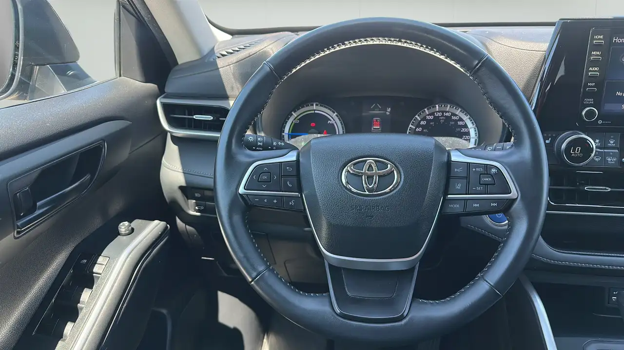 Toyota Highlander снимка Toyota Highlander