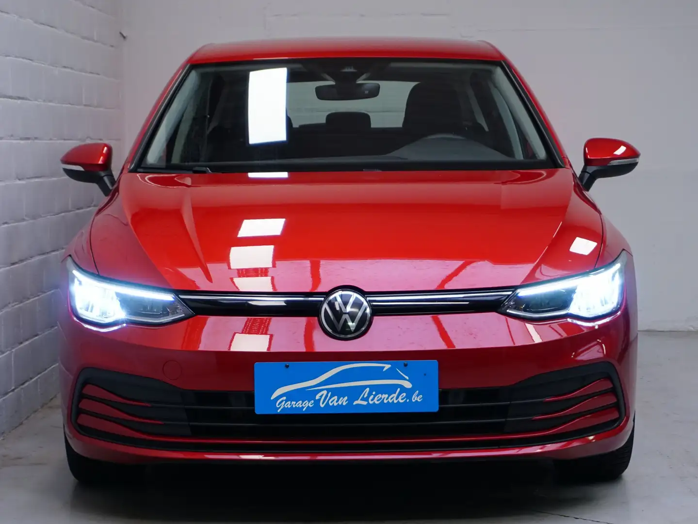 Volkswagen Golf 1.0 TSI Life OPF - Navigatie - Zetelvw - PDC V&A Rot - 2