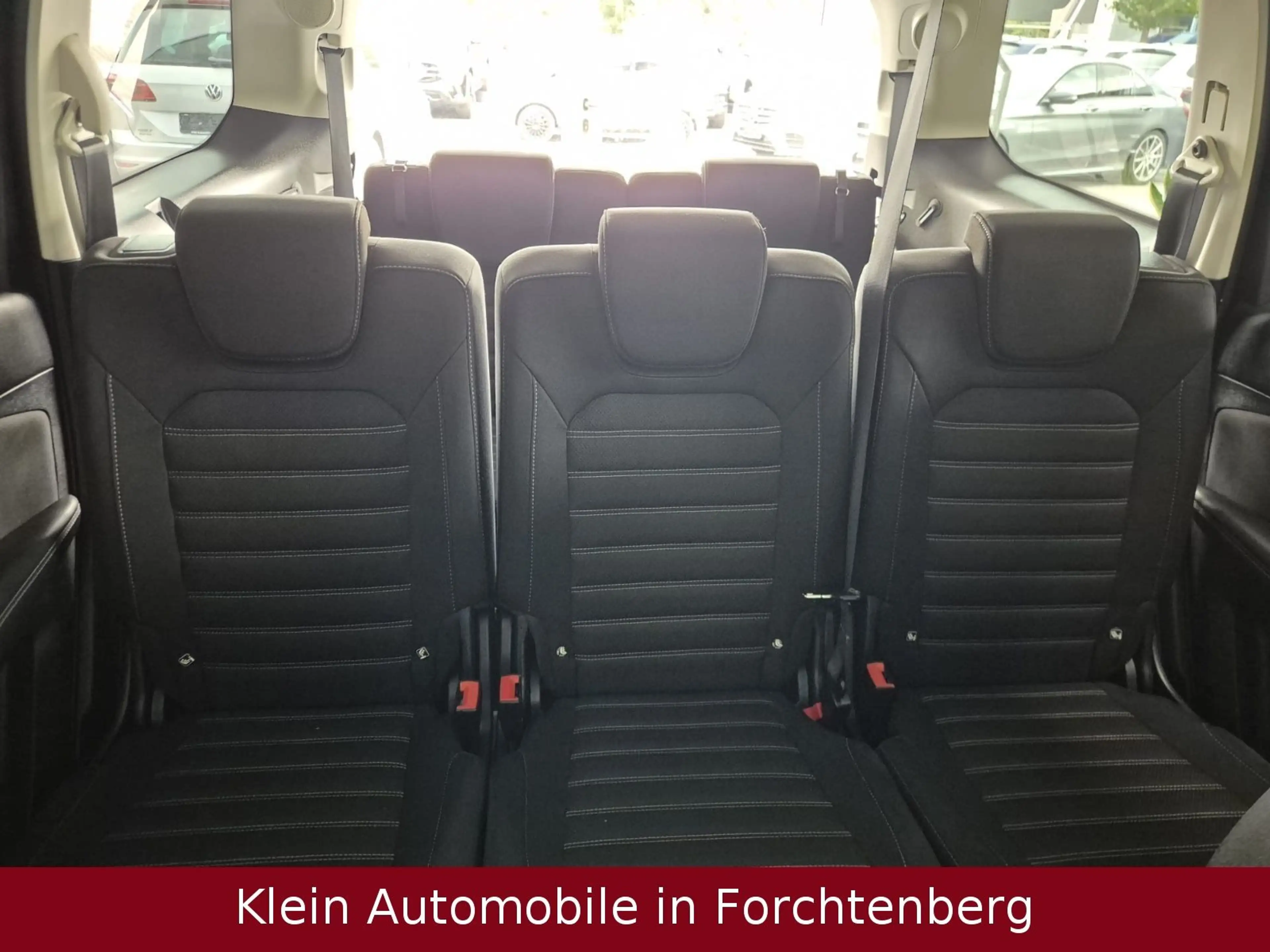 Ford Galaxy Titanium Navi PDC LaneAssist SHZ 7-Sitzer — photo 8