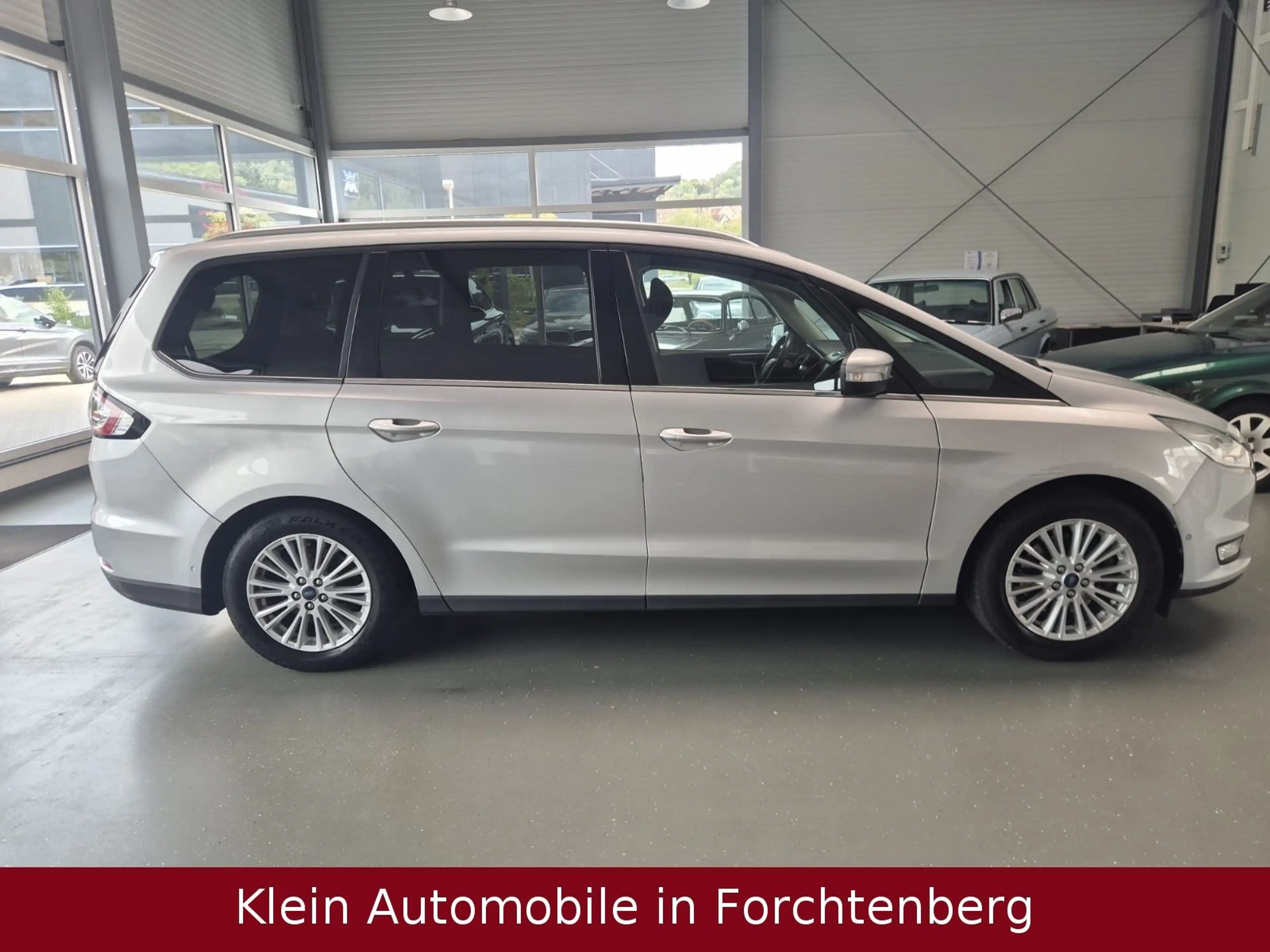 Ford Galaxy Titanium Navi PDC LaneAssist SHZ 7-Sitzer — photo 5