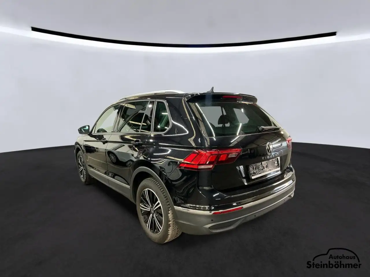 Volkswagen Tiguan, фото 1