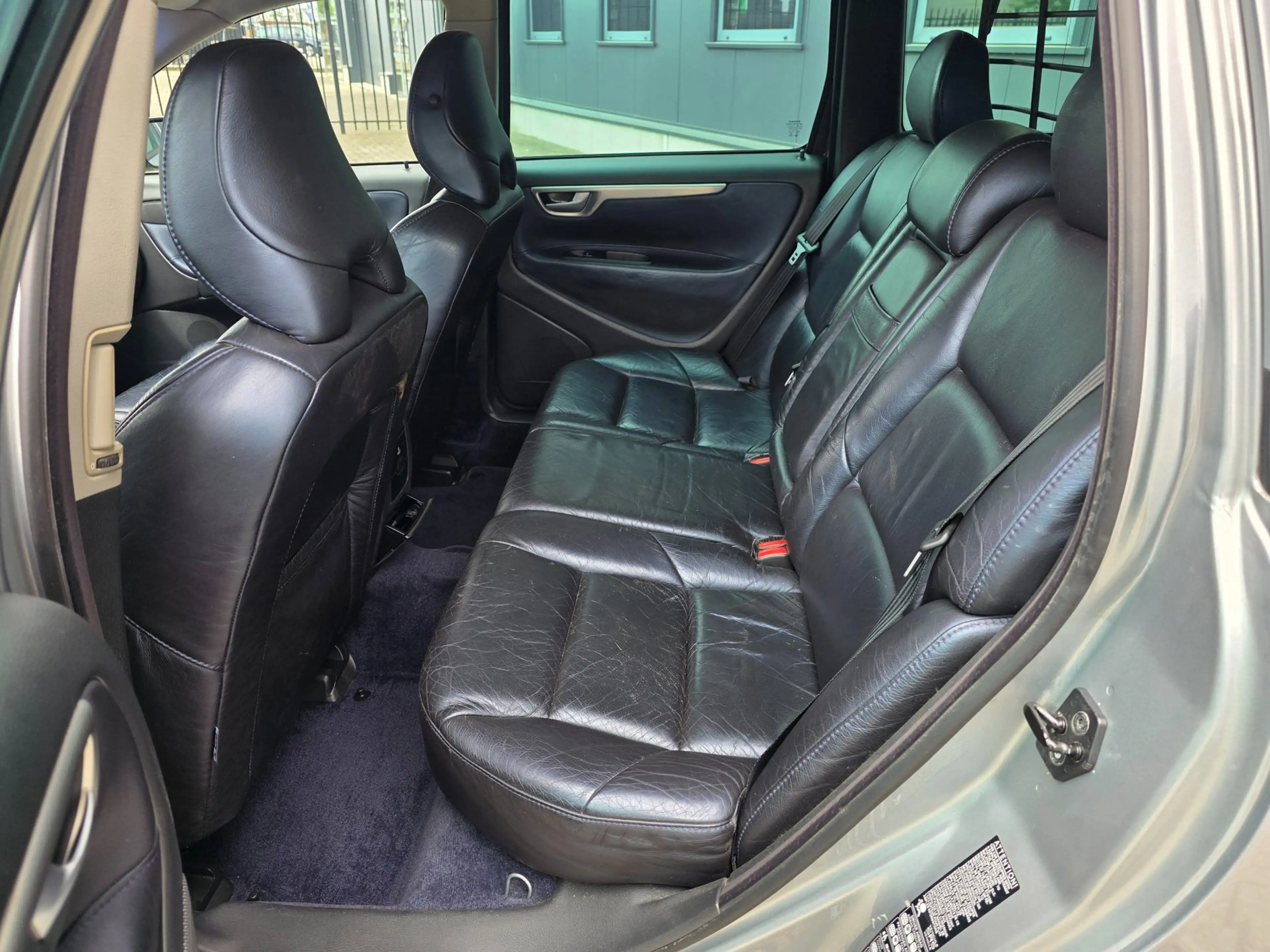 Volvo V70 2.5 R Facelift 6 gear autom, netto € 16.325 — photo 9