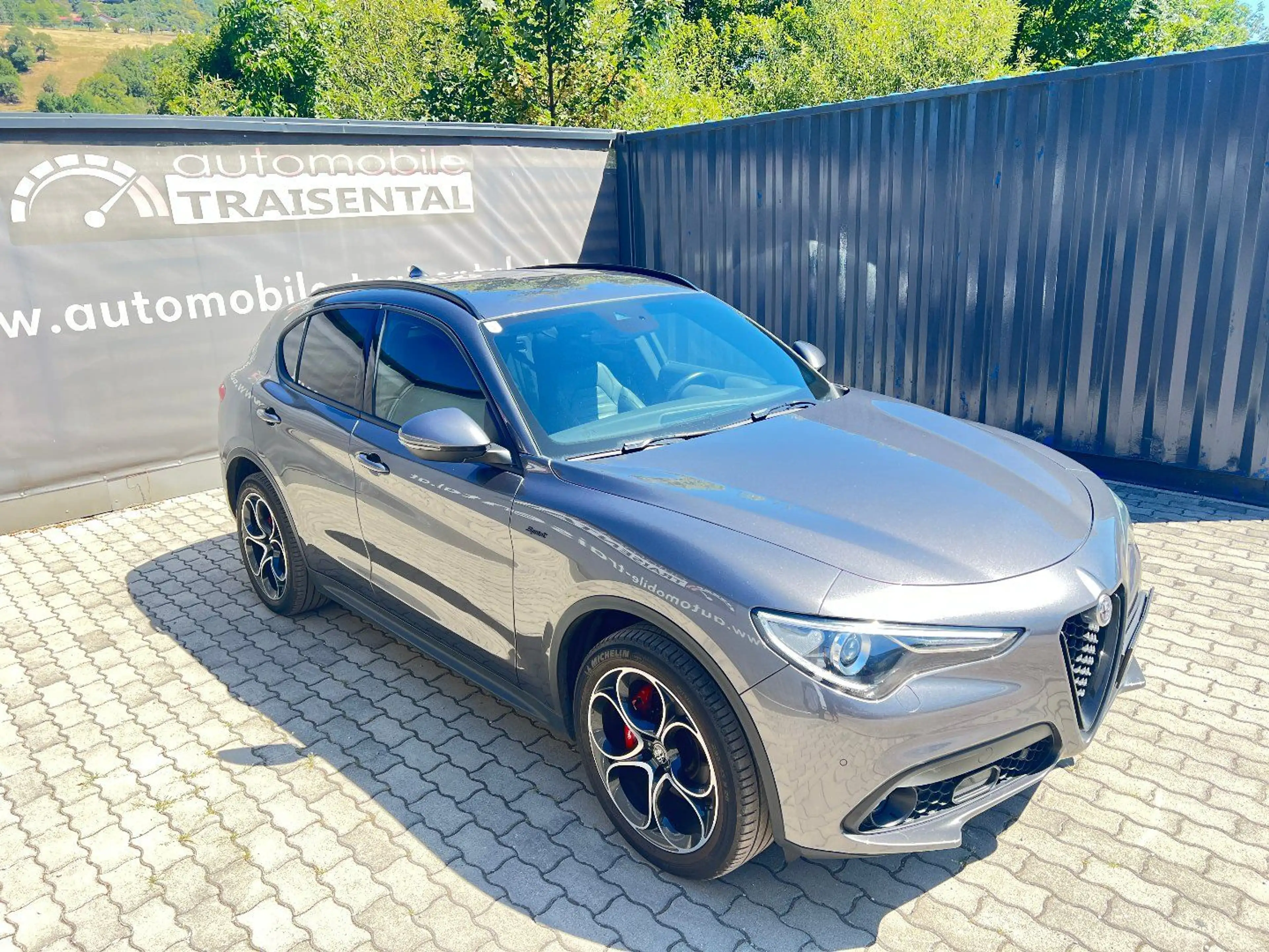 Alfa Romeo Stelvio Sprint Q4 Veloce Paket mit AHK — photo 8
