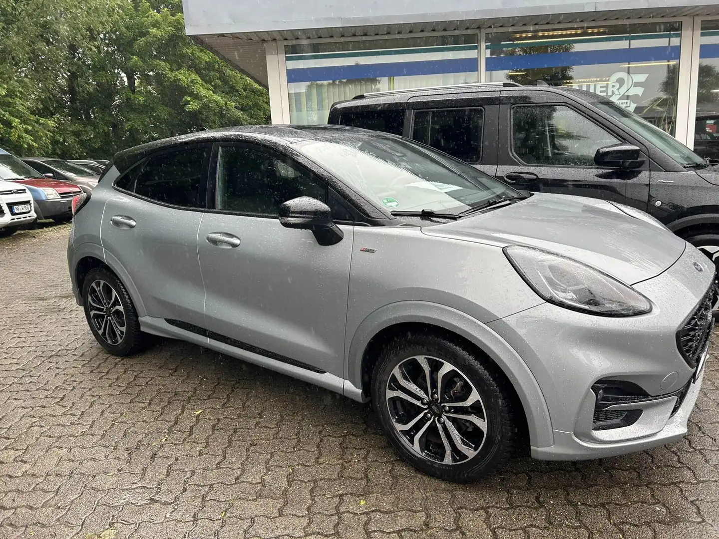 Ford Puma Hybrid ST-Line X Silber - 2