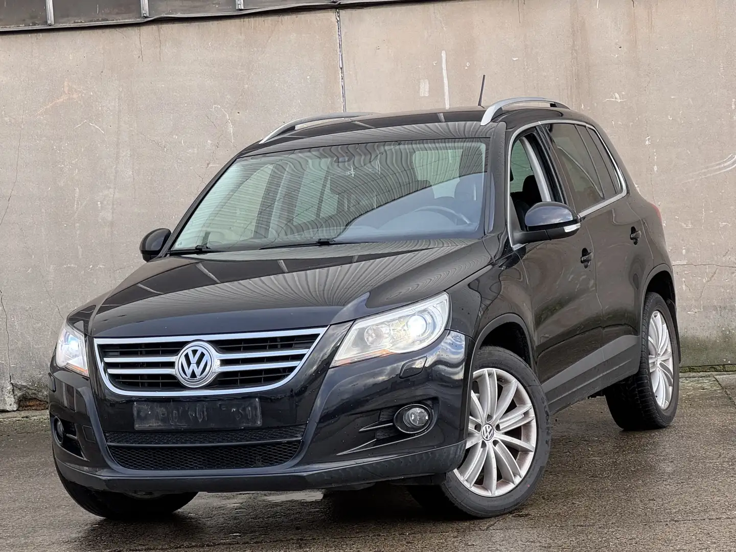 Volkswagen Tiguan 1.4 TSI/4MOTION/HIGHLINE/FULLOPTIONS/1PROP CARNET Noir - 1