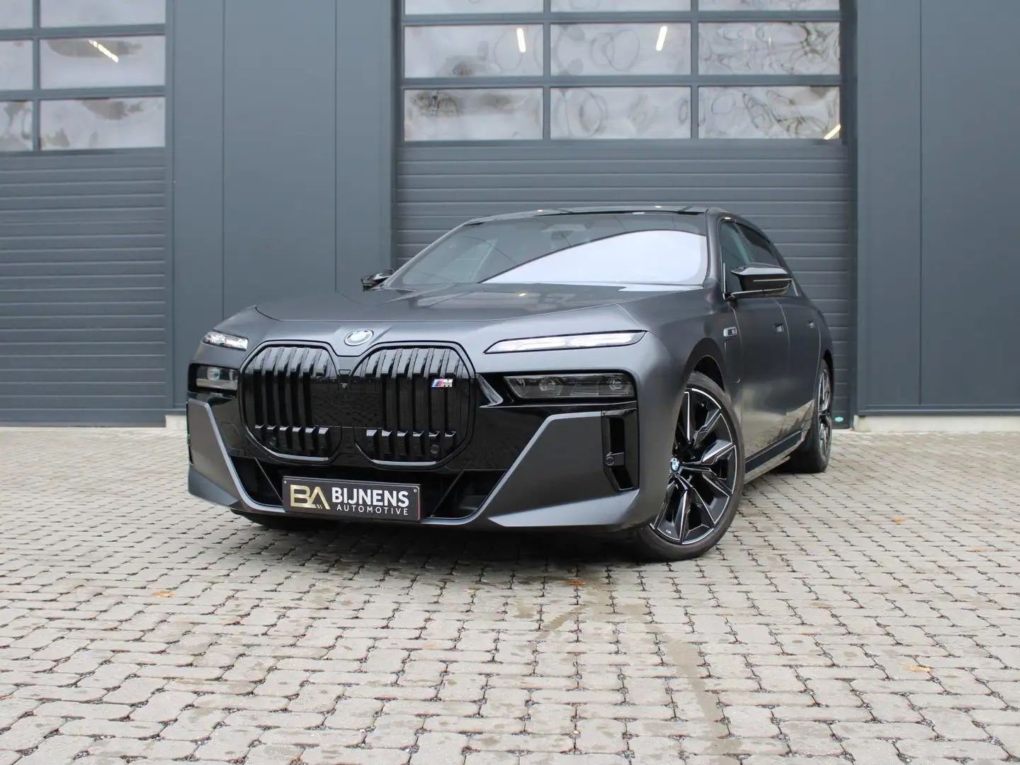 BMW 760 M760e xDrive Grijs - 1