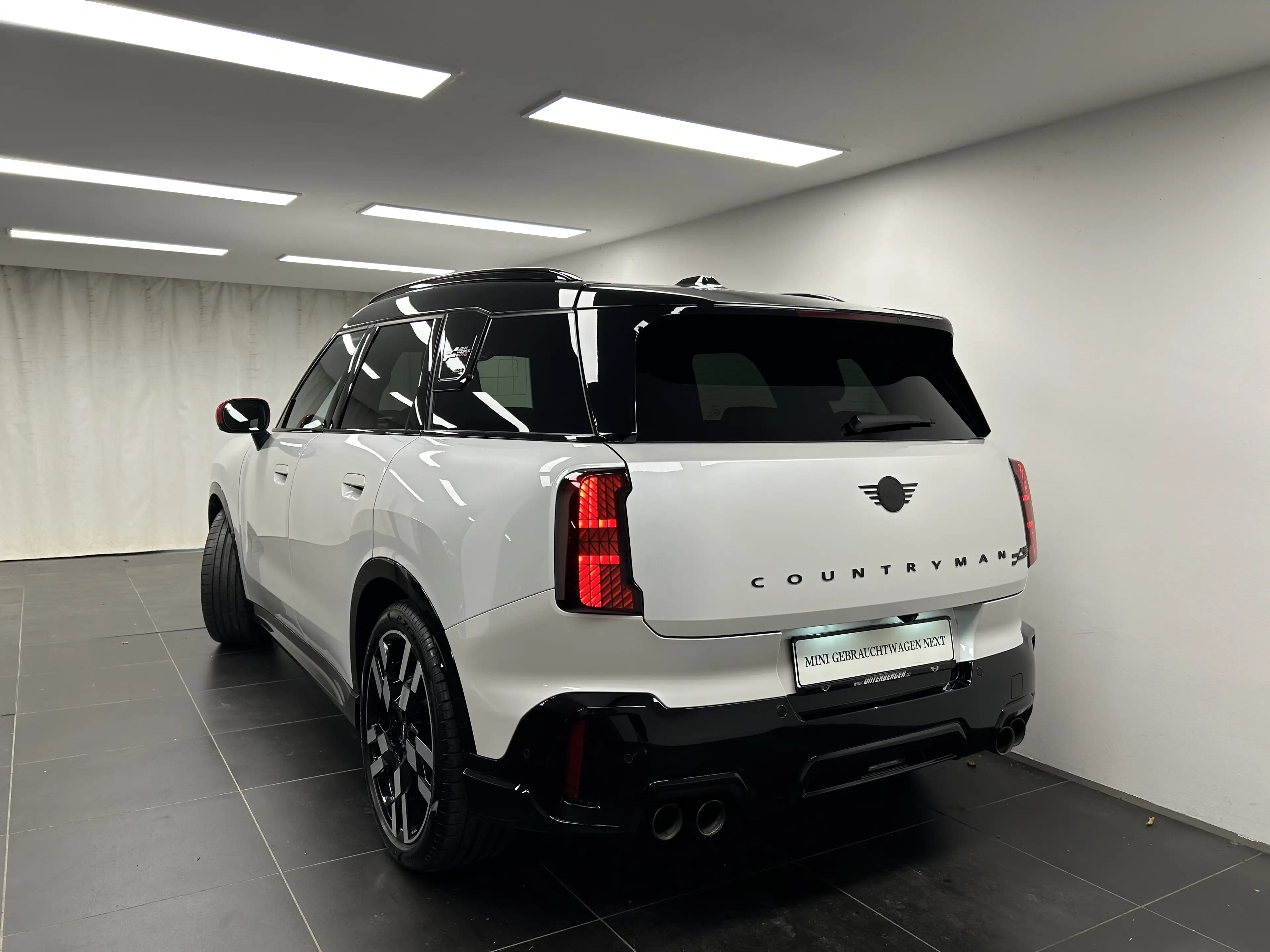MINI John Cooper Works Countryman John Cooper Works Countryman ALL4 — photo 10