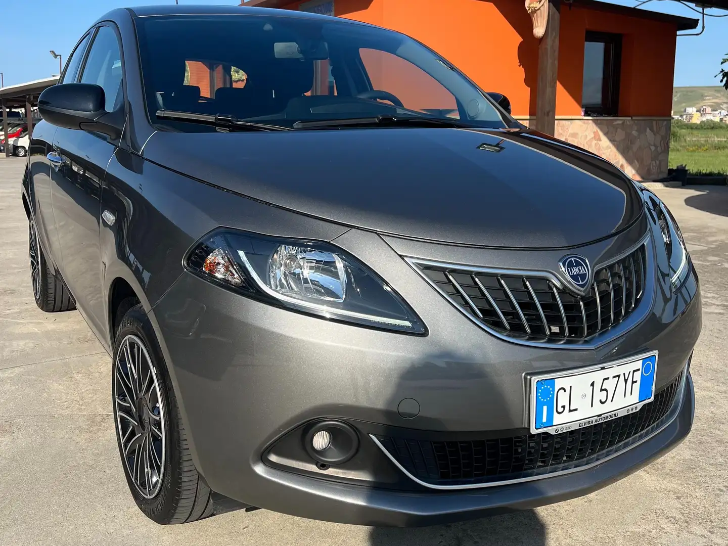 Lancia Ypsilon III 1.0 firefly hybrid Gold - COME NUOVA Grigio - 1