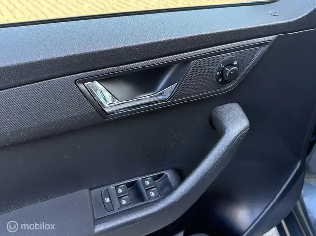 Skoda Fabia view 22
